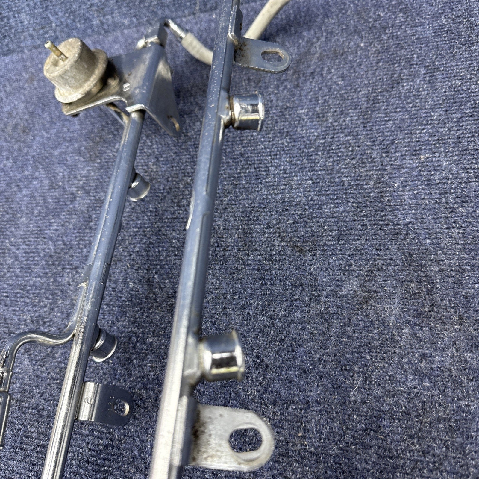 86-93 Ford Mustang 5.0 EFI Fuel Rail Engine V8 Oem Factory 302 Sbf Gt Lx 87-93