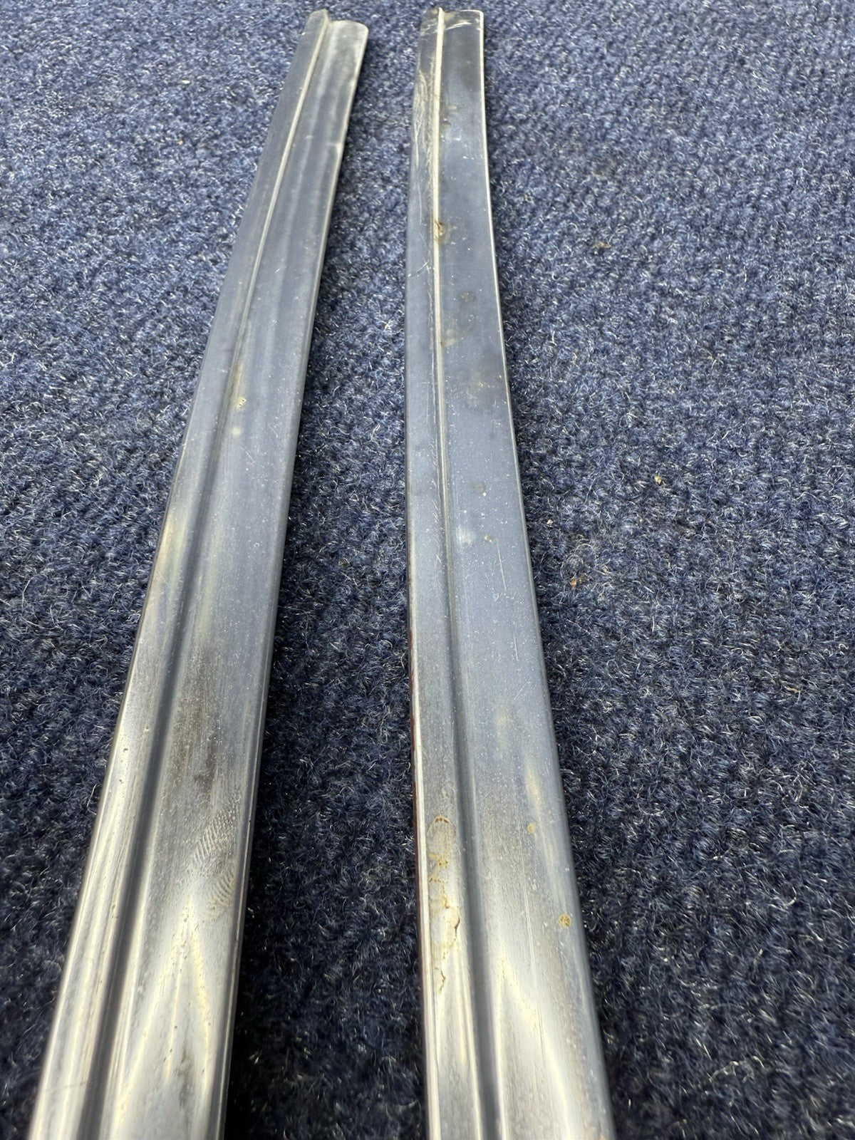 79-86 Mustang Chrome Exterior Windshield Glass Trim Molding Front 87-93 557