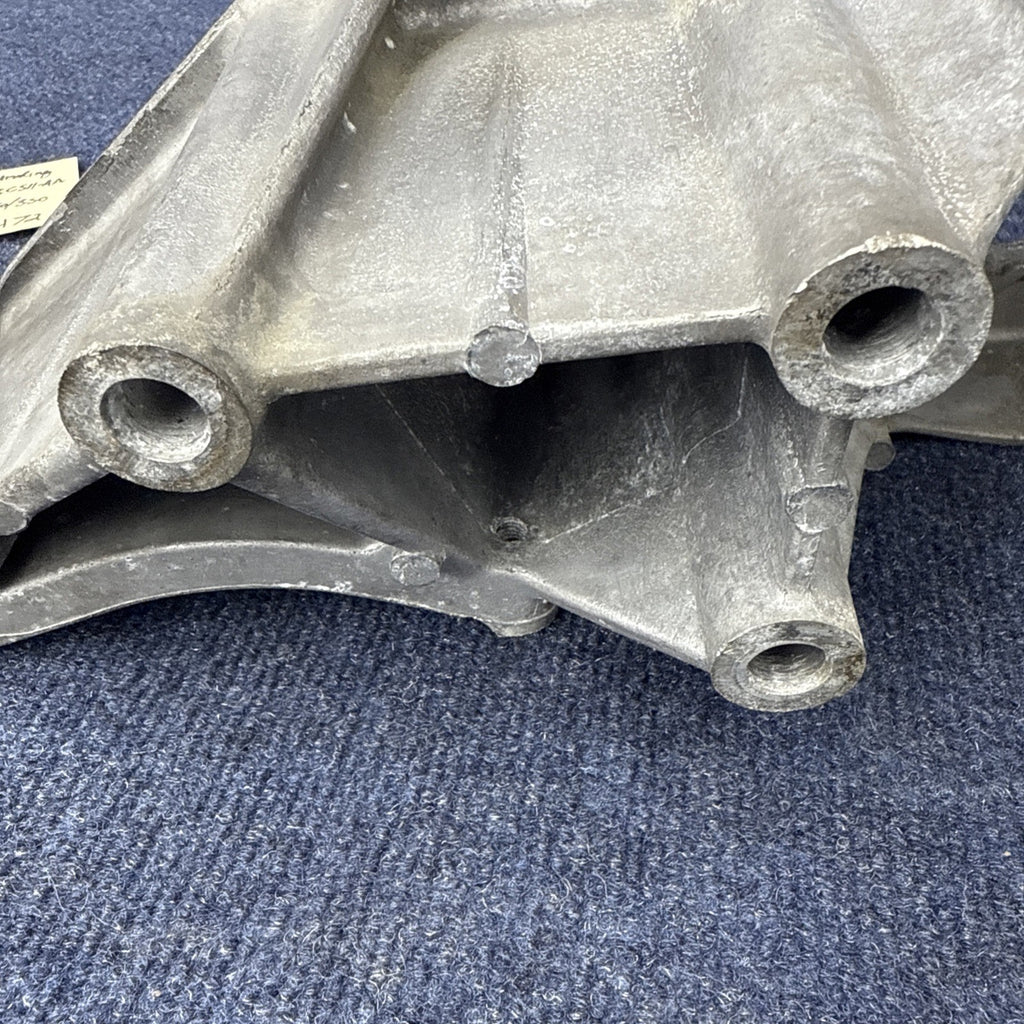 87-94 FORD F150 F250 F350 5.0 5.8 POWER STEERING PUMP A/C  BRACKET OEM F0ta-aa