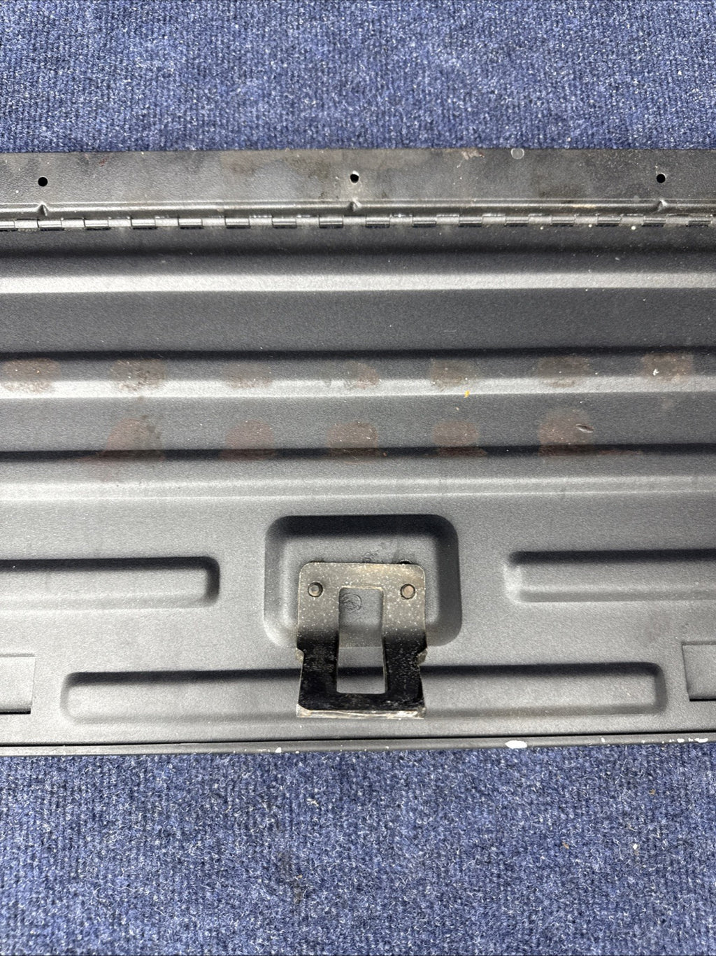 79-83 MUSTANG HATCHBACK REAR BACK SEAT METAL FOLD DOWN PANEL TRUNK COVER OEM