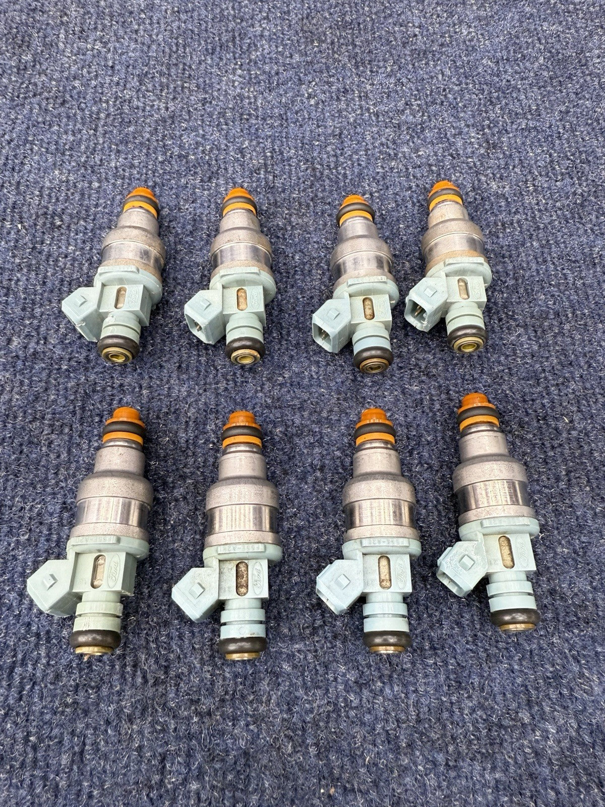 93-98 Mustang Cobra 5.0 24lb Fuel Injectors 4 Hole Spray Pattern Ford 302 V8 4.6