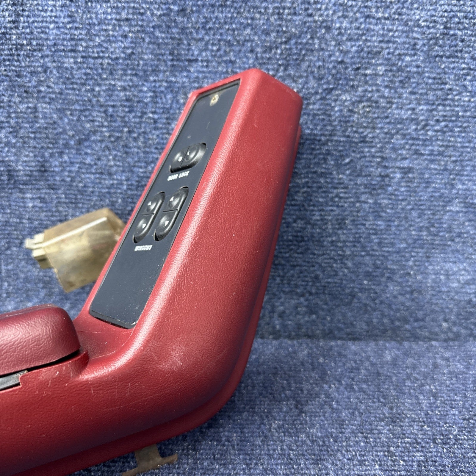 1987-1993 FORD MUSTANG RED DOOR ARMREST & Window Switch LEFT DRIVER PULL OEM Gt