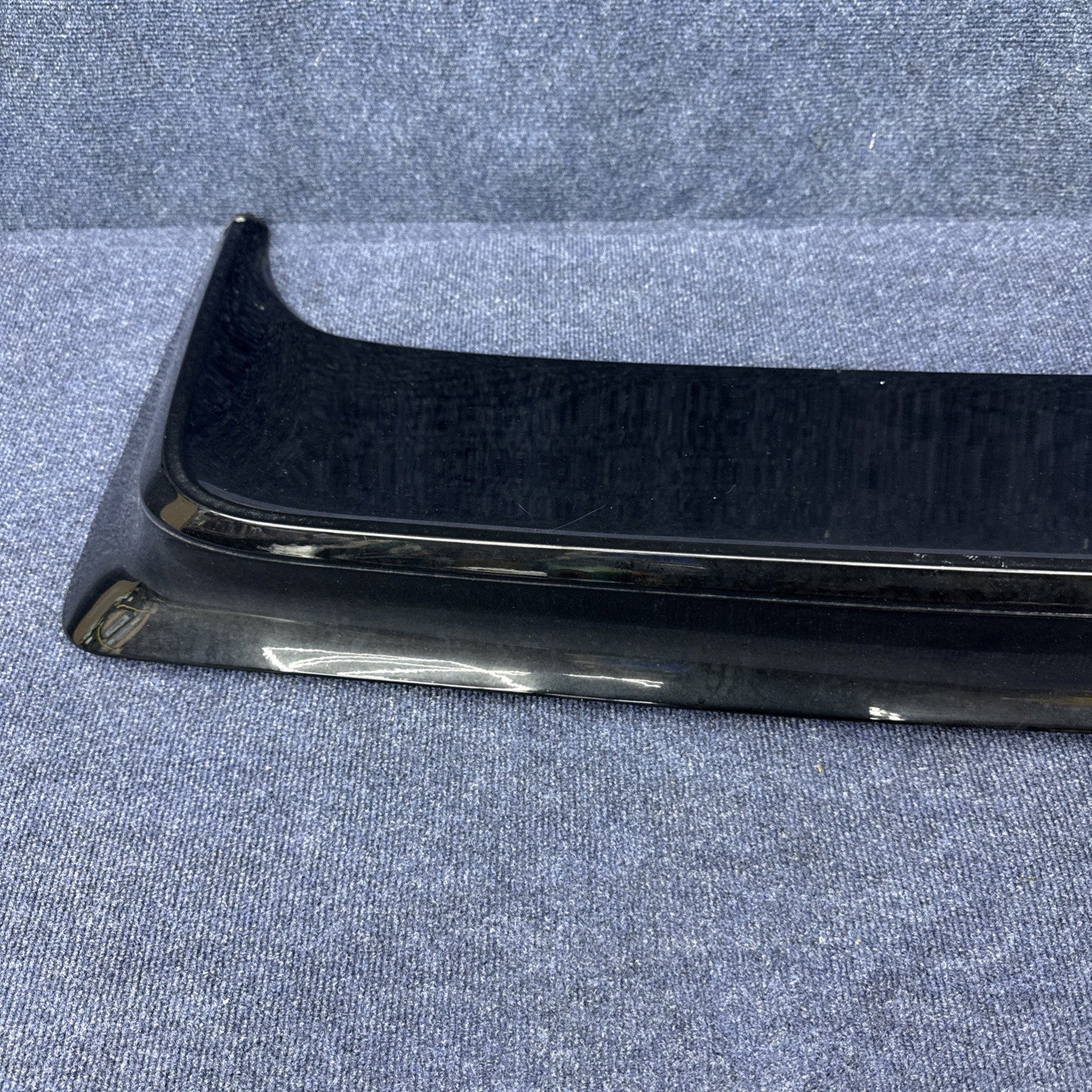 86-93 Ford MUSTANG LX HATCHBACK OEM REAR FIBERGLASS SPOILER W/LIGHT WING Black