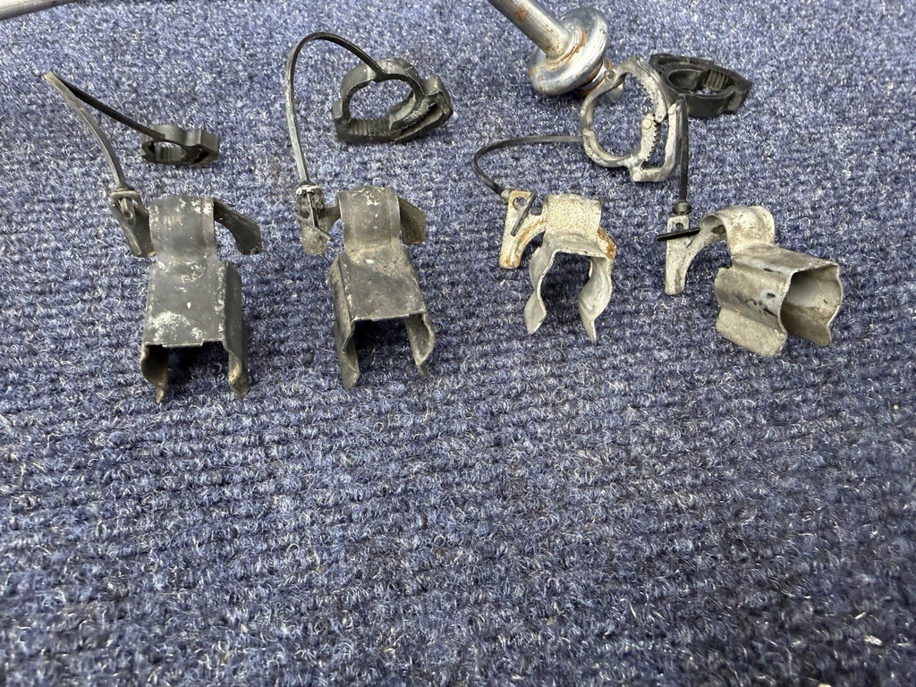 86-93 Ford Mustang 5.0 HO EFI Fuel Rail Extensions Body Oem Factory 302 Gt Lx