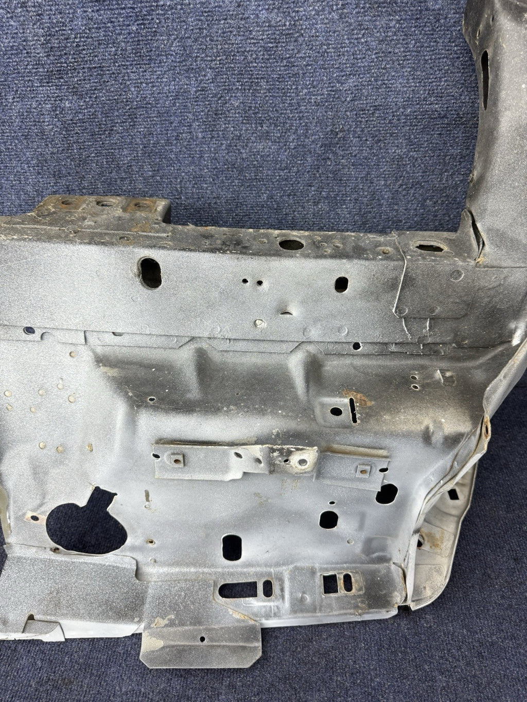 1990-1993 MUSTANG DRIVER L-H FRONT APRON FRAME METAL REPAIR SECTION OEM 1992  92