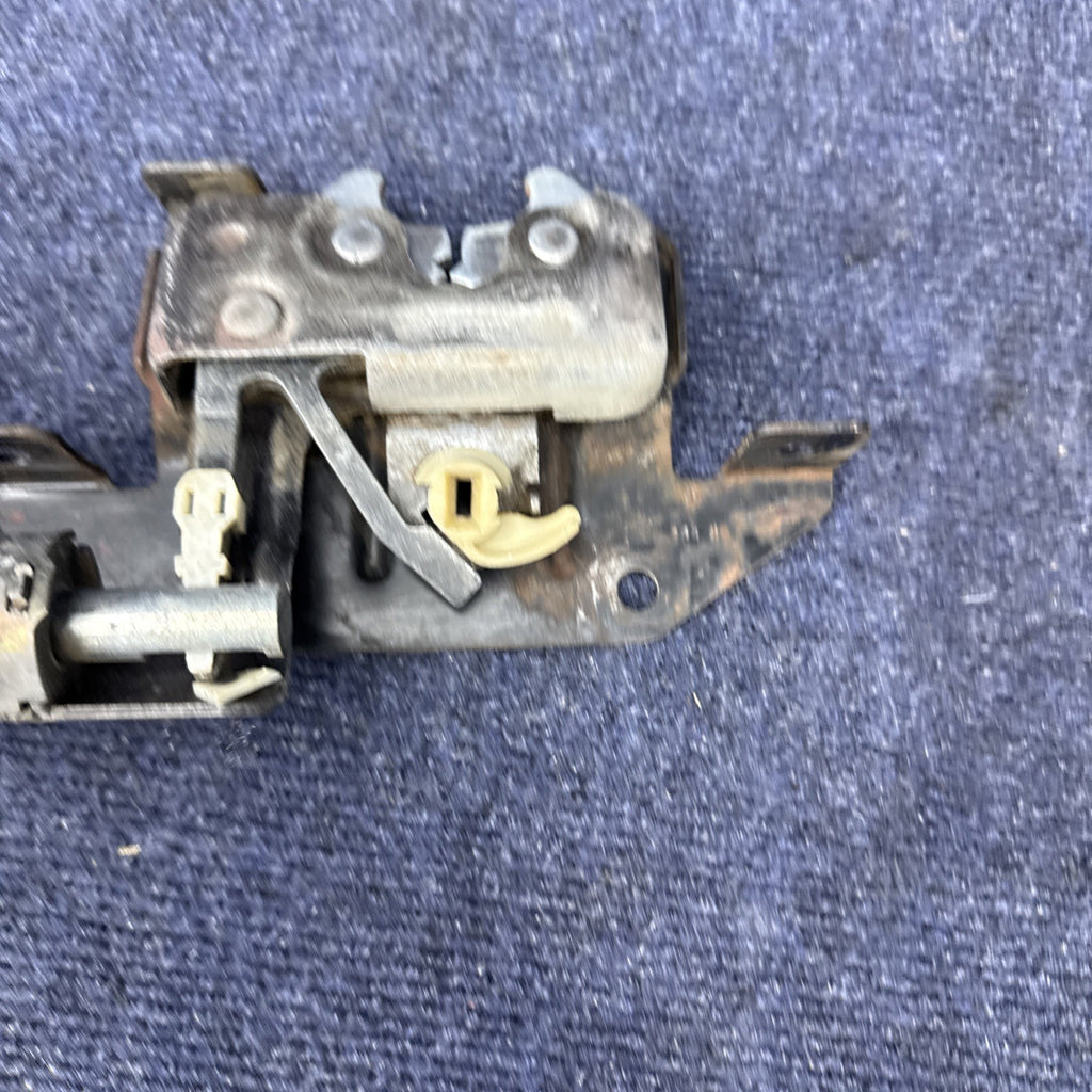 87-91 Ford Mustang Hatch Latch Power Lock Mechanism Rear Hatchback Switch OEM