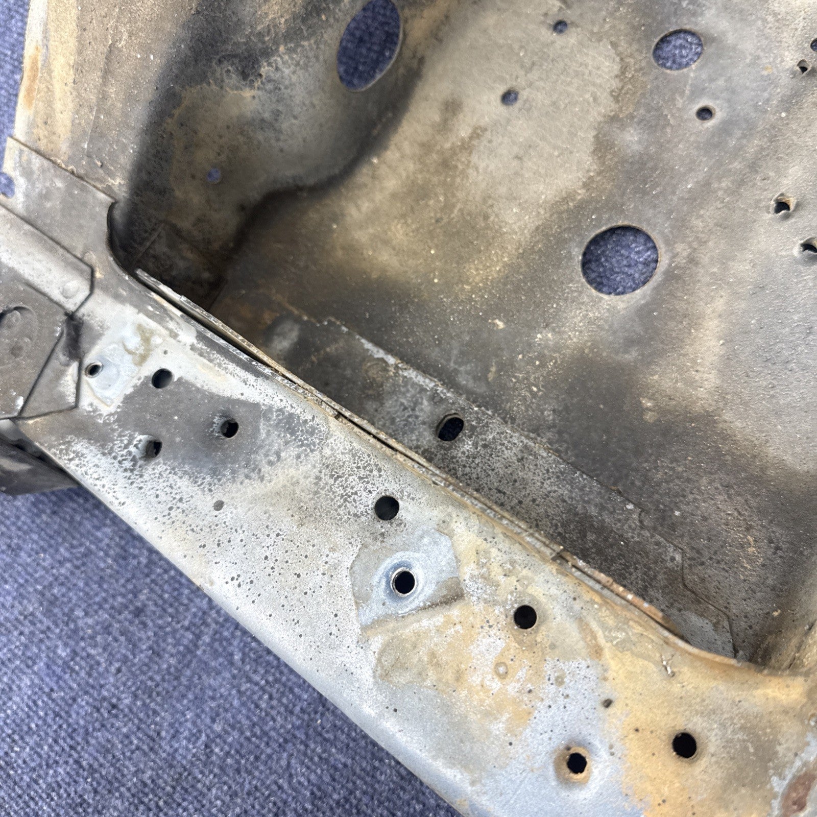 1987  1993 MUSTANG Rh FENDER APRON FRAME SHOCK TOWER METAL OEM Passenger Side 90