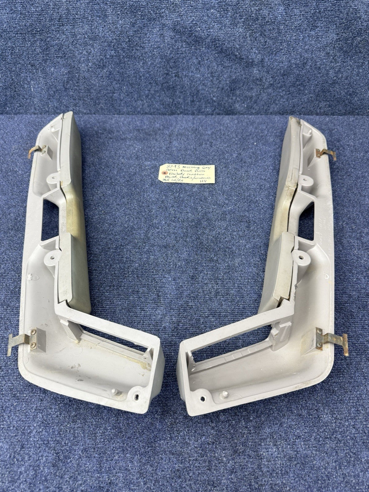 87-93 Ford Fox Body Mustang Gray Door Handle Pull Armrest 1987-1993 5.0L OEM