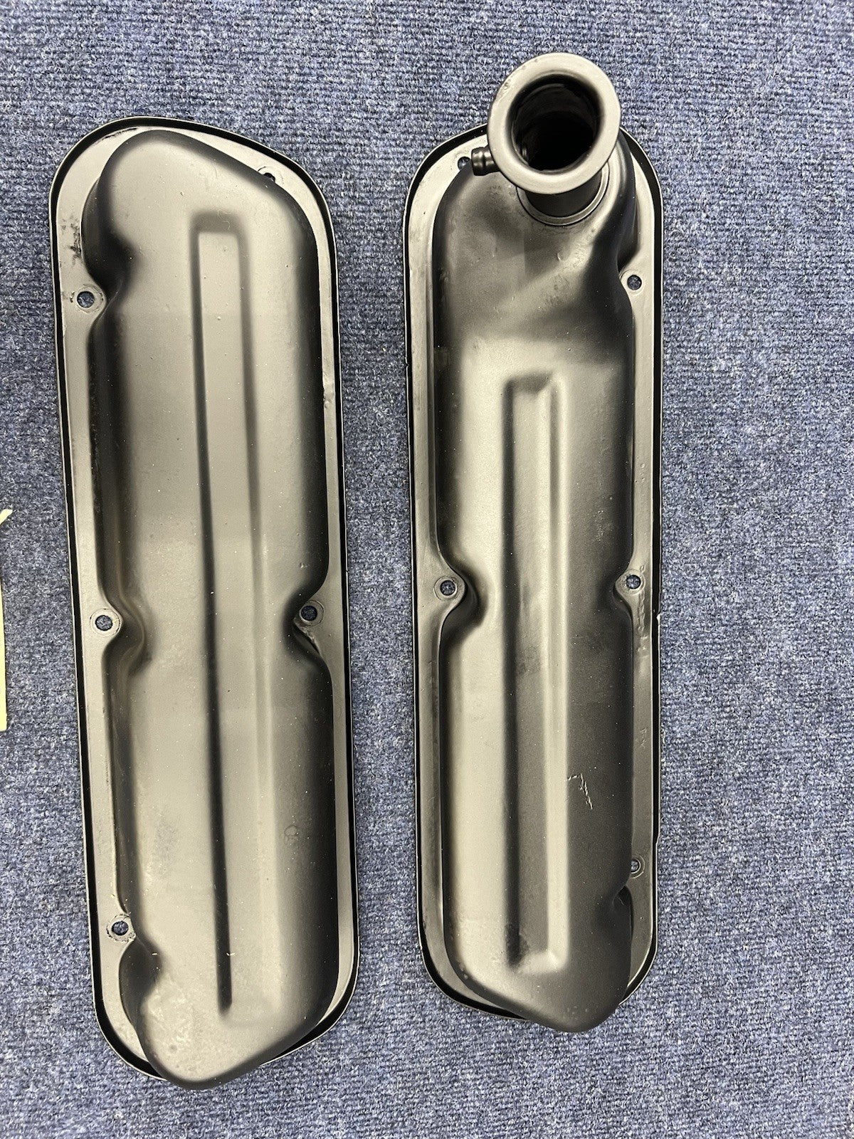 1994-1995 Ford Mustang Gt SN95 5.0L 302 SBF OEM valve covers steel Factory Black