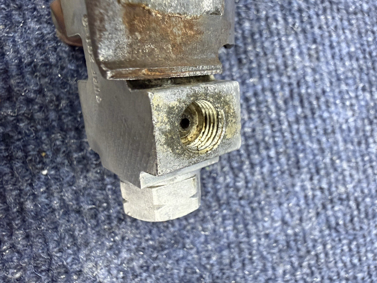 1980-1986 OEM MUSTANG GT DISC BRAKE DISTRIBUTION BLOCK AND PROPORTIONING VALVE