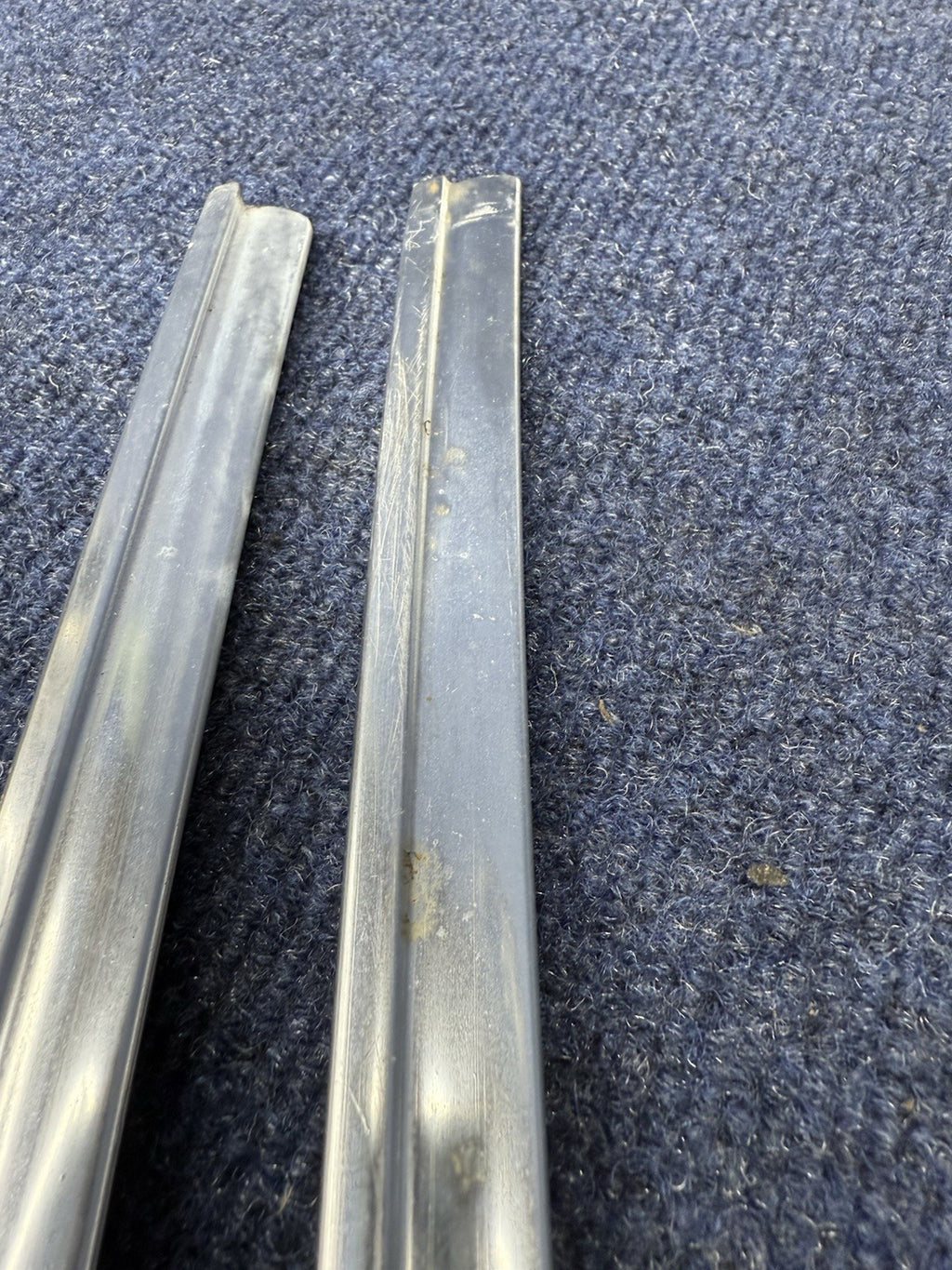 79-86 Mustang Chrome Exterior Windshield Glass Trim Molding Front 87-93 557