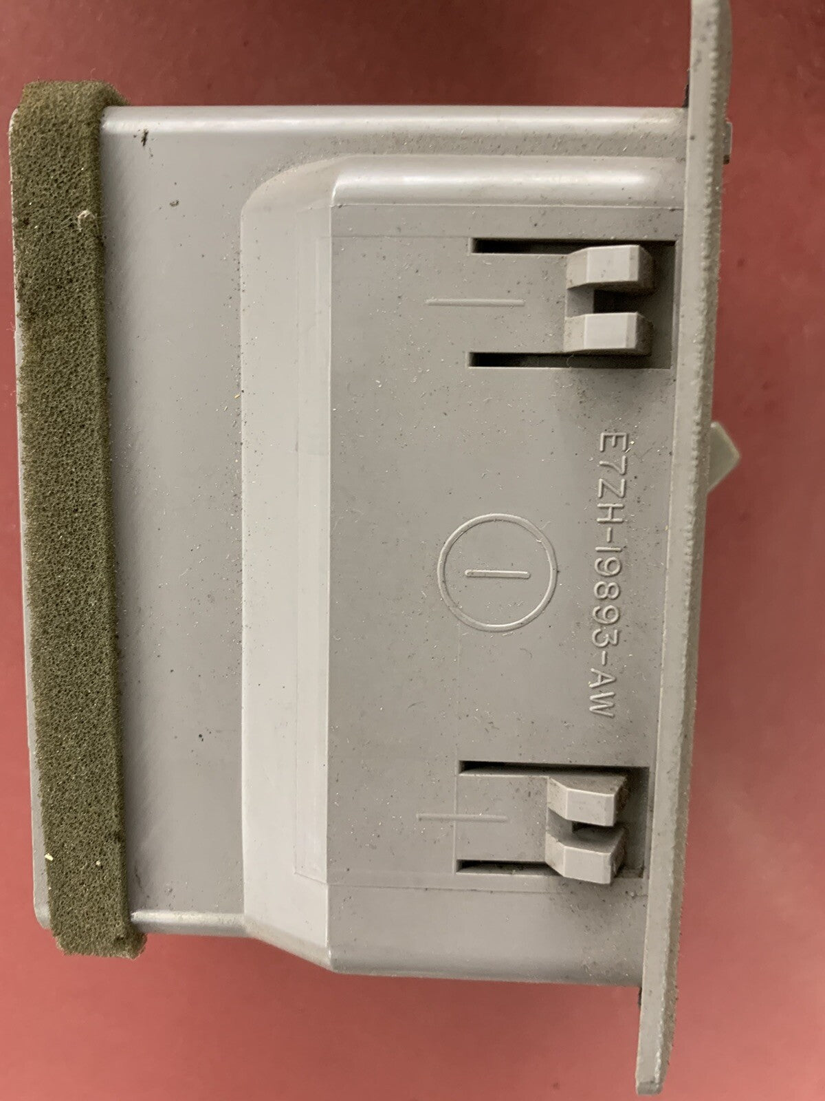 1987-1993 FORD MUSTANG Grey Lx Gt OEM PASSENGER SIDE DASH AC/HEAT VENT