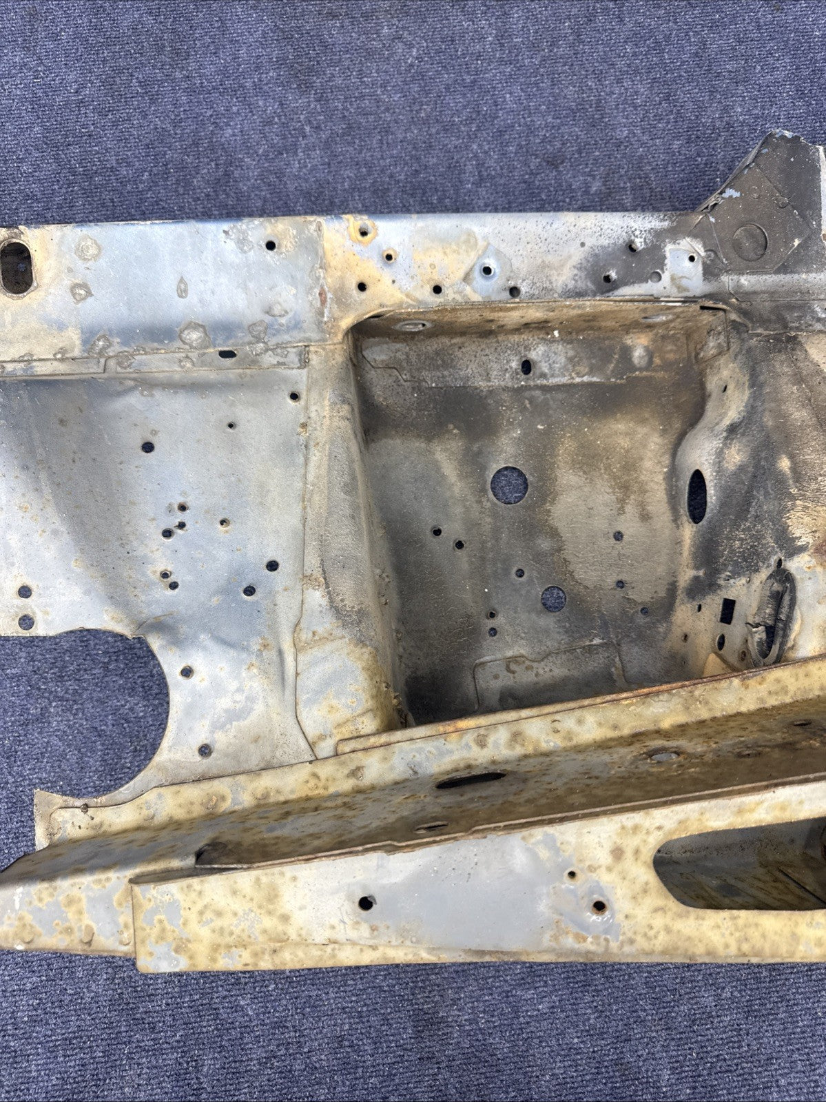 1987  1993 MUSTANG Rh FENDER APRON FRAME SHOCK TOWER METAL OEM Passenger Side 90