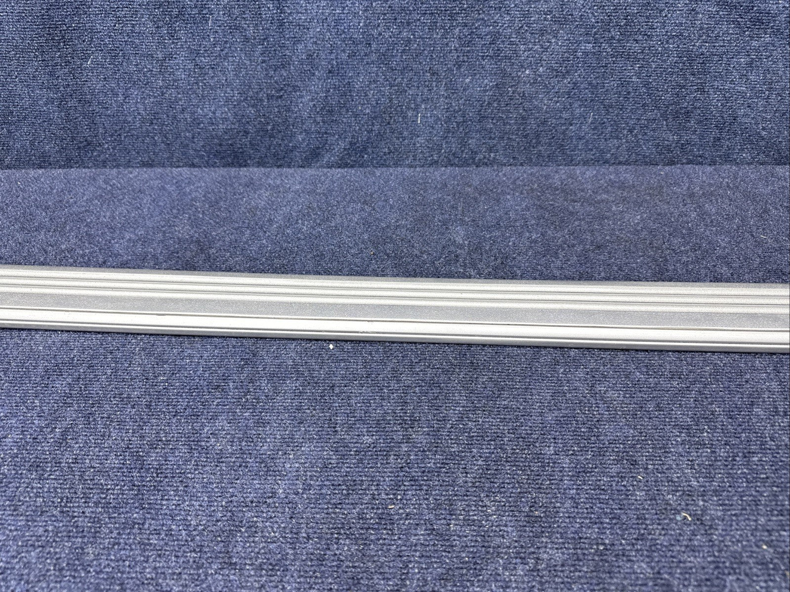LINCOLN MARK VII LSC 84-92 1984-1992 DRIVER DOOR MOLDING GRAY LH LEFT OEM