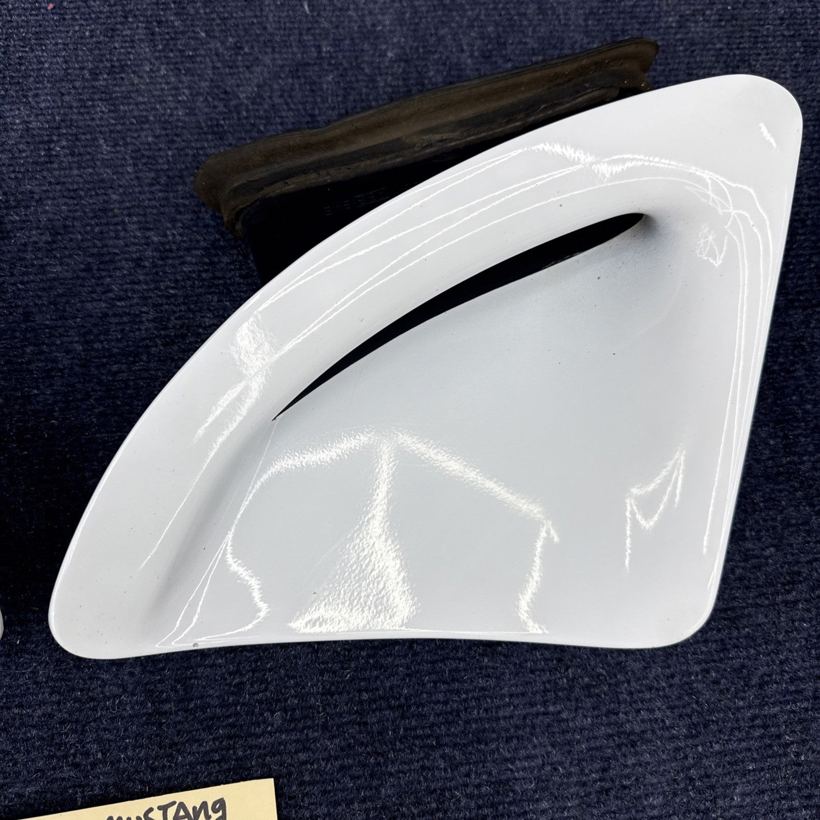 1994-1998 Ford Mustang Cobra Gt LH & Rh Quarter Scoop Side Vent Trim Panel OEM