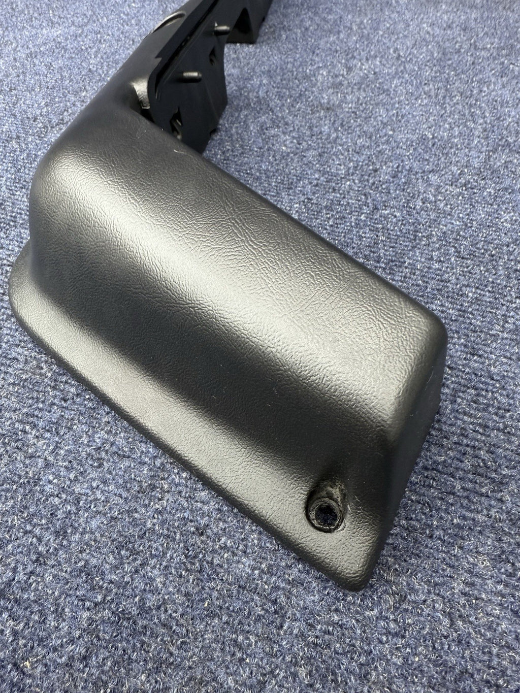 87-93 Ford Mustang Black Driver  SIDE Arm Rest Door Pull LH Oem Factory Foxbody