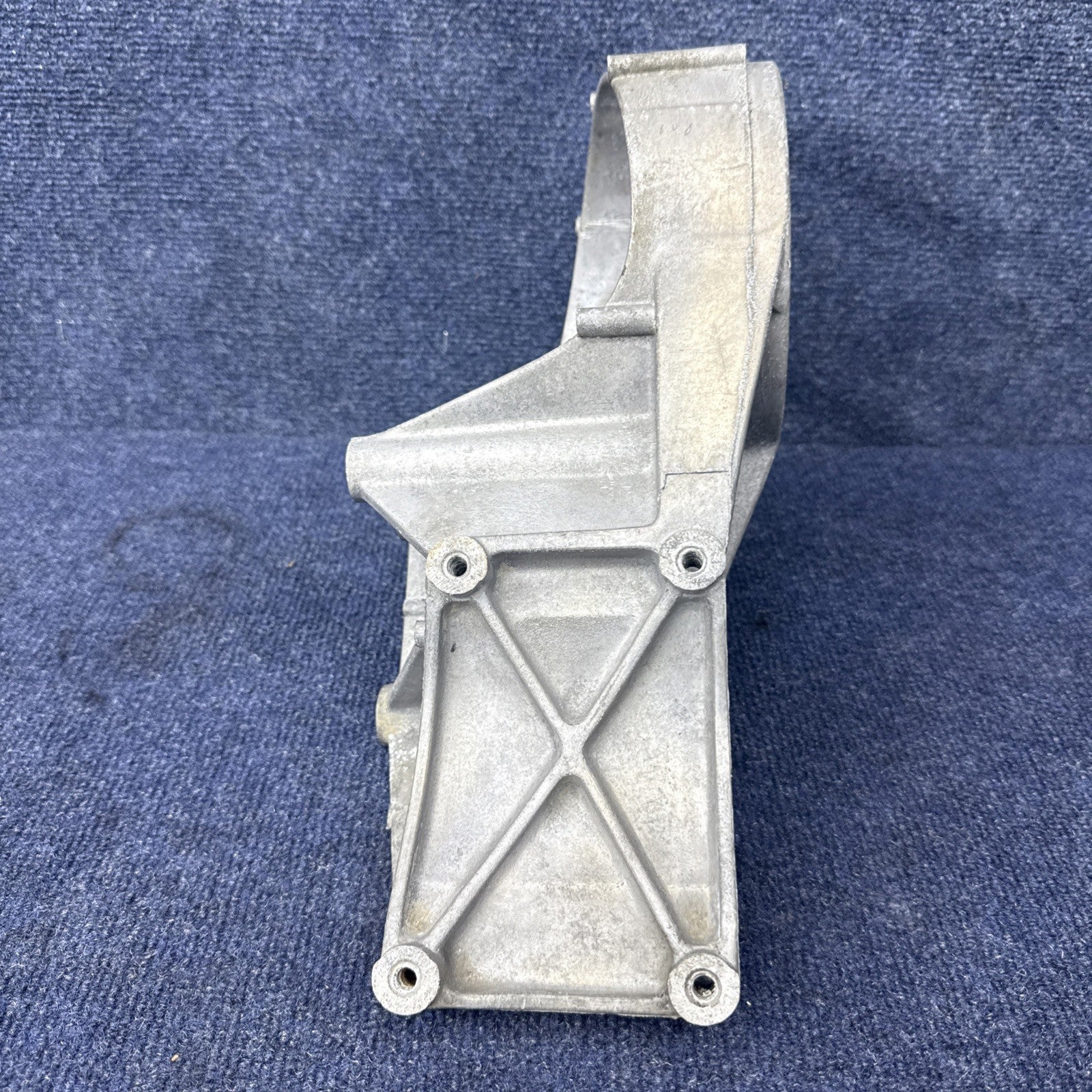 87-94 FORD F150 F250 F350 5.0 5.8 POWER STEERING PUMP A/C  BRACKET OEM F0ta-aa