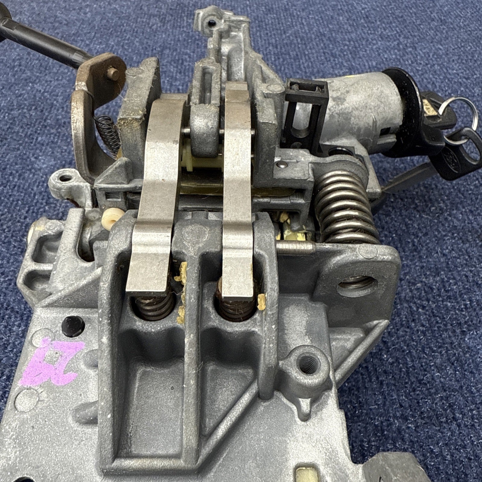 94 1994 Ford Mustang Svt Cobra OEM Manual Steering Column Assembly Factory Sn95