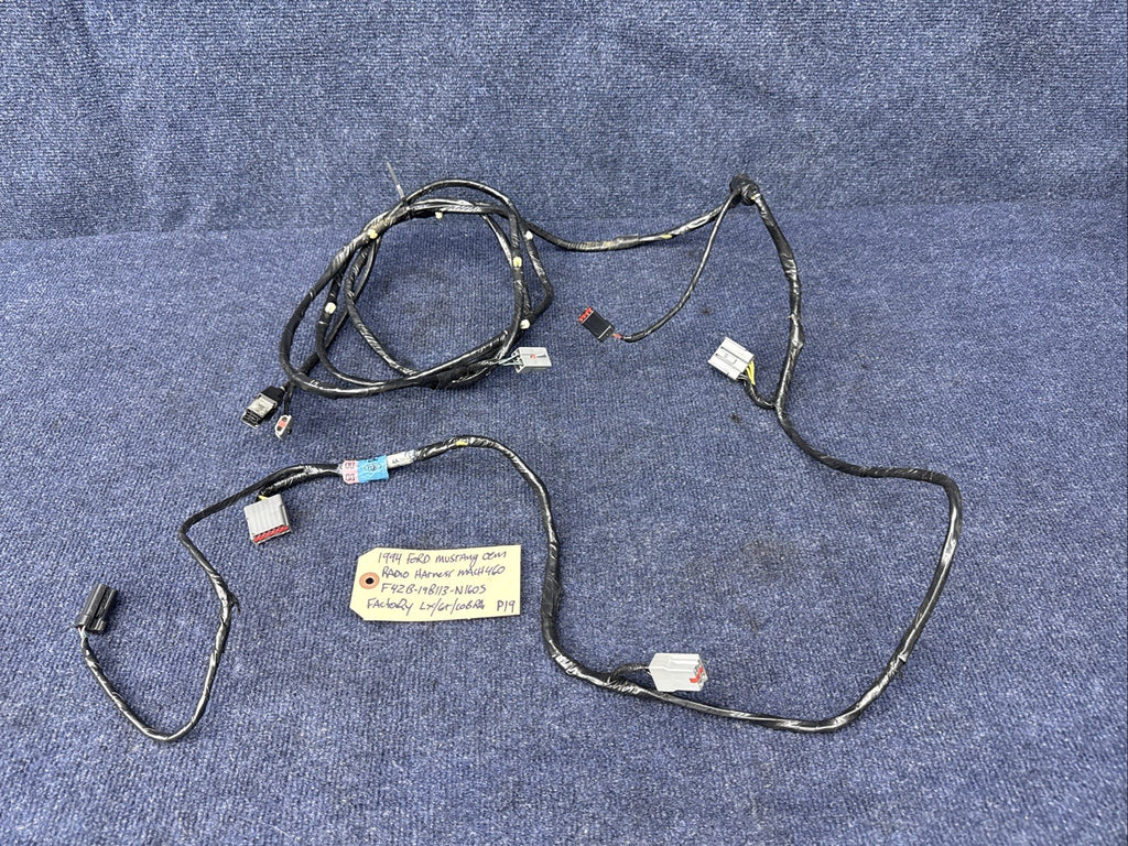 F4ZB-19B113-N160S OEM 94 FORD MUSTANG DASH RADIO PLUG WIRING HARNESS PIGTAIL