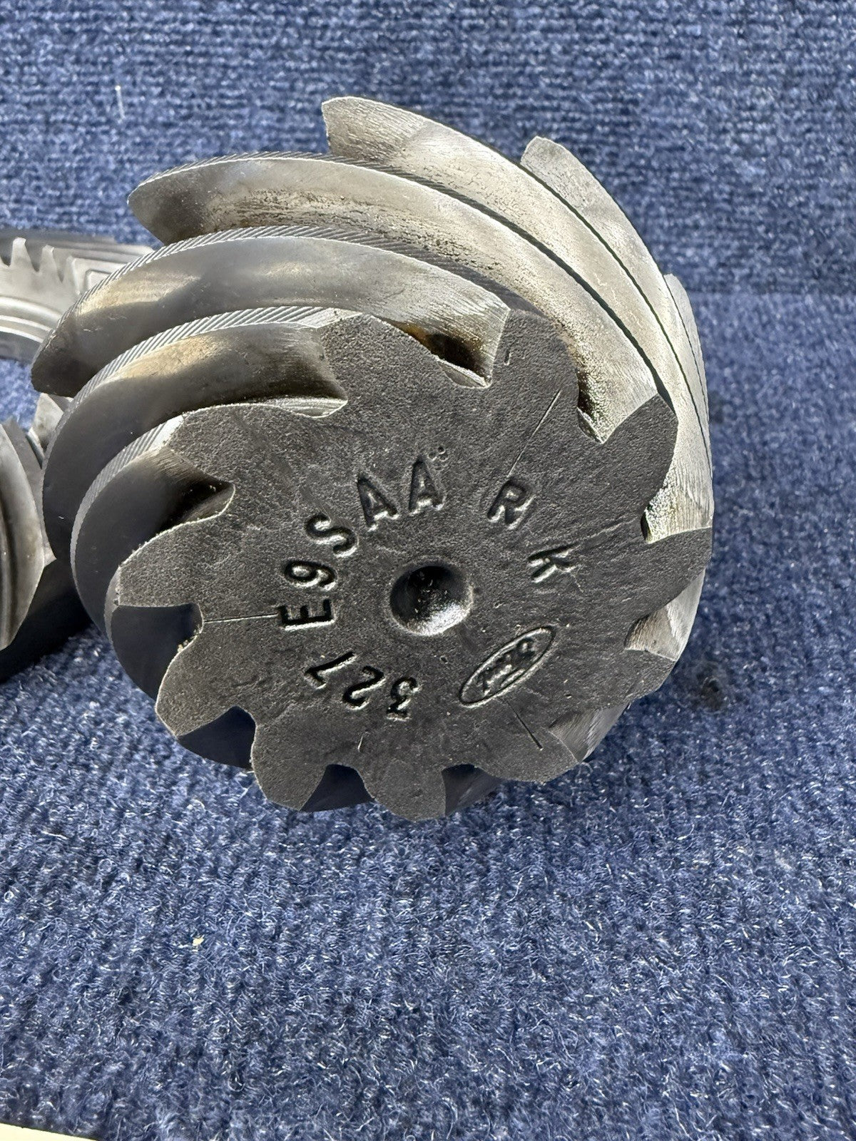 87-93 Ford Mustang 3.27 Ring & Pinion Gears Set 8.8 Axle Differential Carrier OE