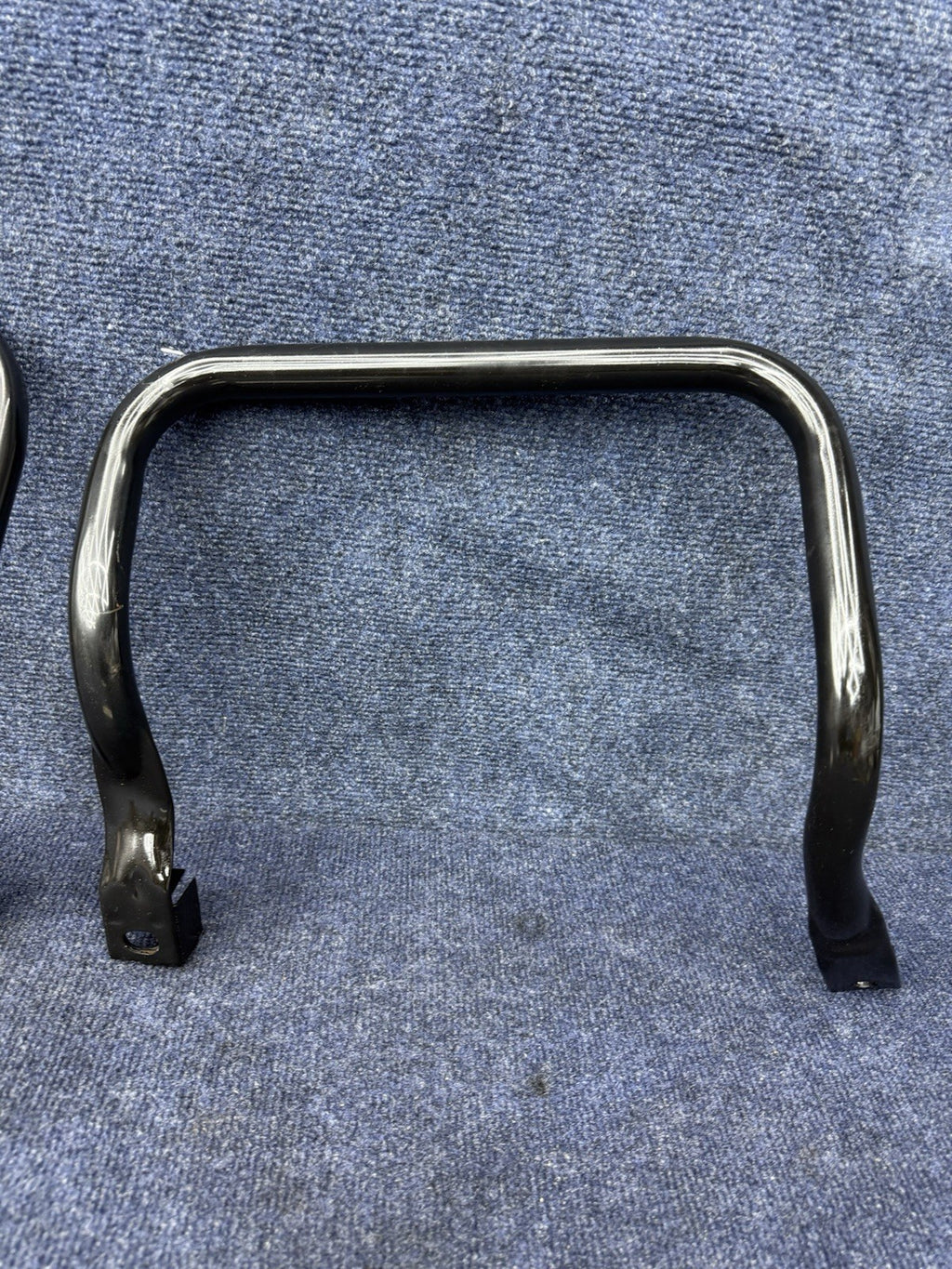1990 - 1993 MUSTANG REAR SEAT CUSHION BRACKETS BARS & BOLTS OEM 90-93 Factory