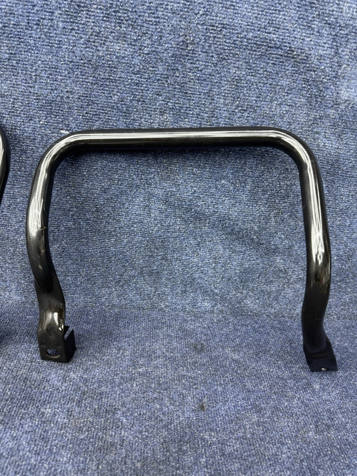 1990 - 1993 MUSTANG REAR SEAT CUSHION BRACKETS BARS & BOLTS OEM 90-93 Factory