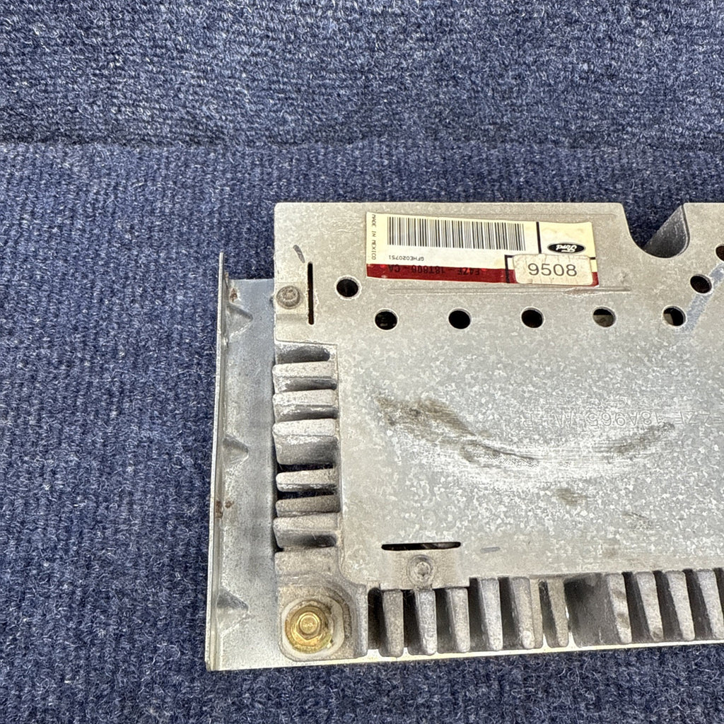 94 FORD MUSTANG Cobra STEREO RADIO FRONT AMP AMPLIFIER OEM F4ZF-18T806-ca Lx Gt