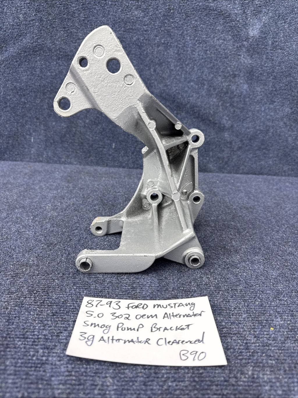 1987-1993 Ford Mustang 5.0 Oem Alternator smog pump bracket E5AE-10039-CA 302