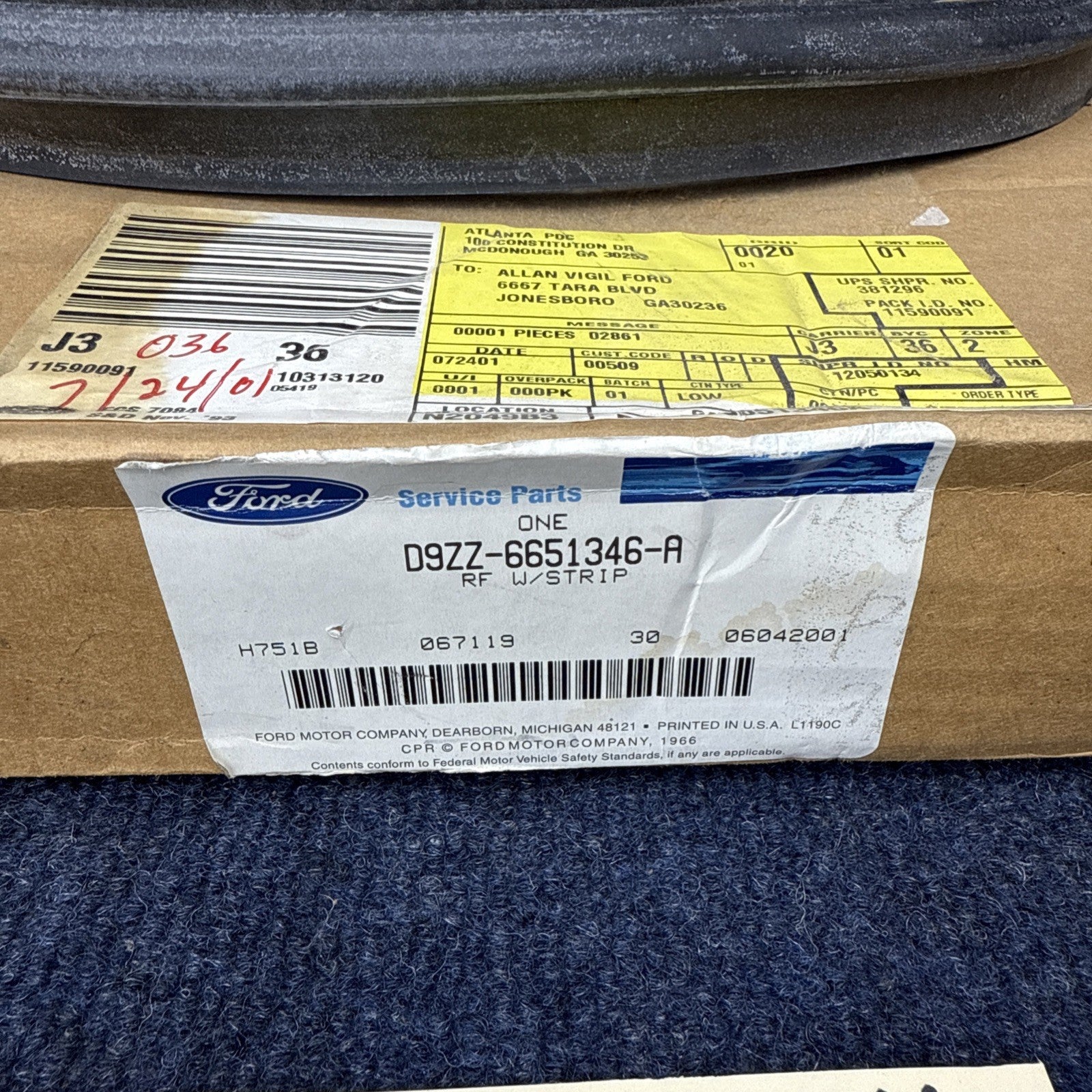 NOS 1979-1993 FORD MUSTANG SUNROOF WEATHERSTRIP D9ZZ-6651346-A  79-93