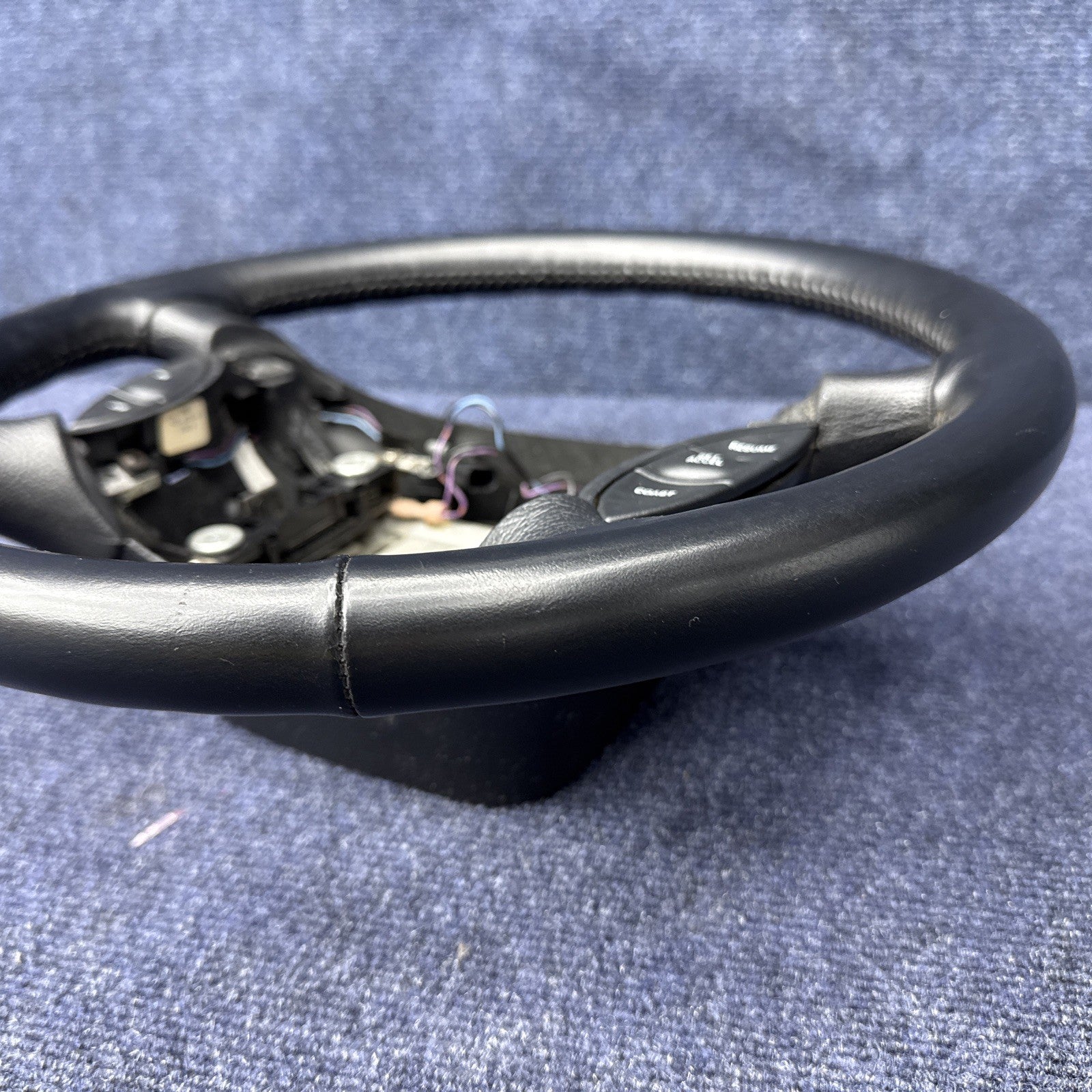 94 Mustang Svt Cobra Steering Wheel With Cruise Control Buttons 94-04 Gt Lx OEM