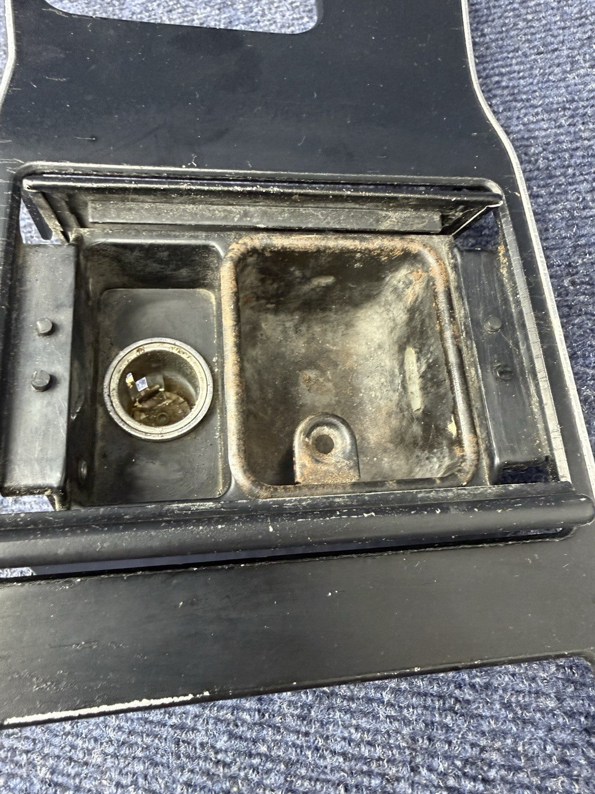 86-92 Ford Lincoln Mark VII Lsc Center Console Trim Shifter Bezel OEM Ashtray