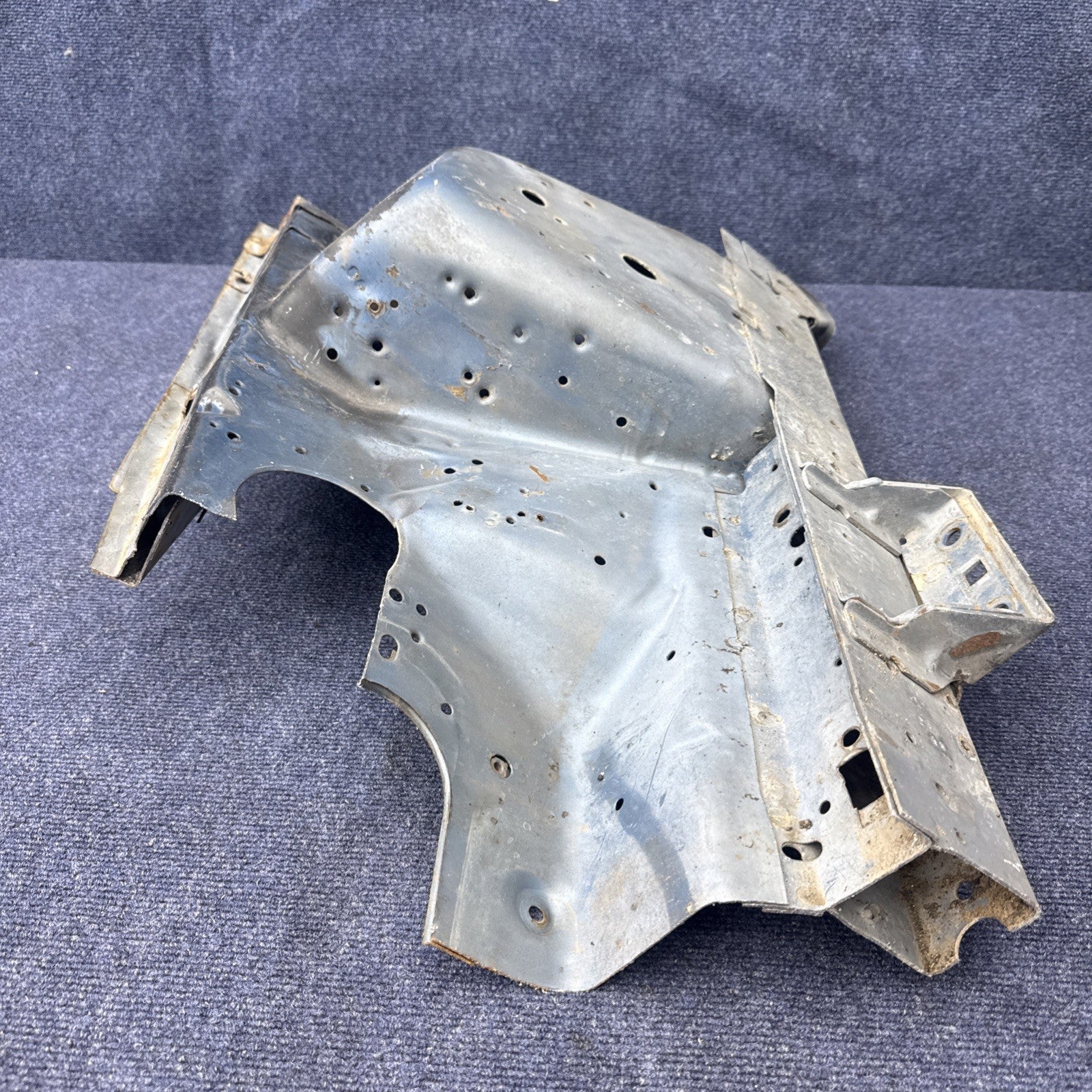 1987  1993 MUSTANG Rh FENDER APRON FRAME SHOCK TOWER METAL OEM Passenger Side 90