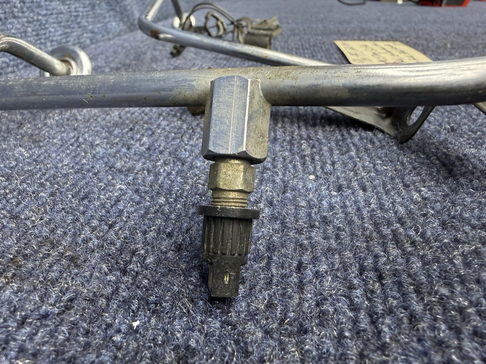 86-93 Ford Mustang 5.0 HO EFI Fuel Rail Extensions Body Oem Factory 302 Gt Lx