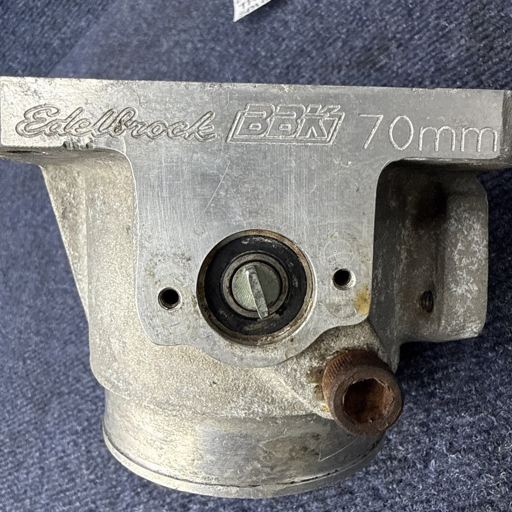 1986-1993 Mustang 302 bbk Edlebrock 70mm throttle body egr spacer 5.0 Foxbody