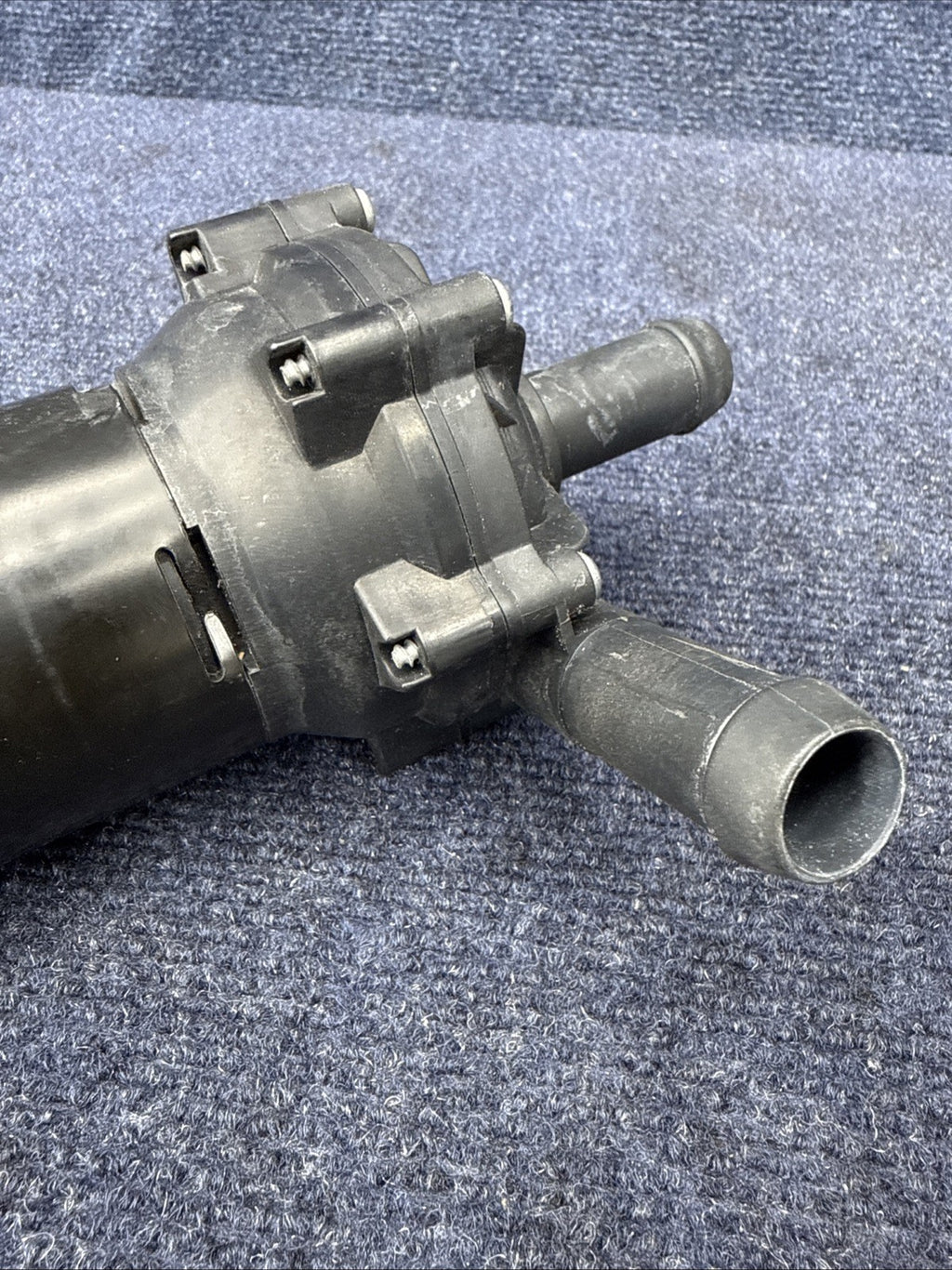 2003-2004 Ford Mustang SVT Cobra OEM Heat Exchanger Pump Factory Bosch 12v 46k