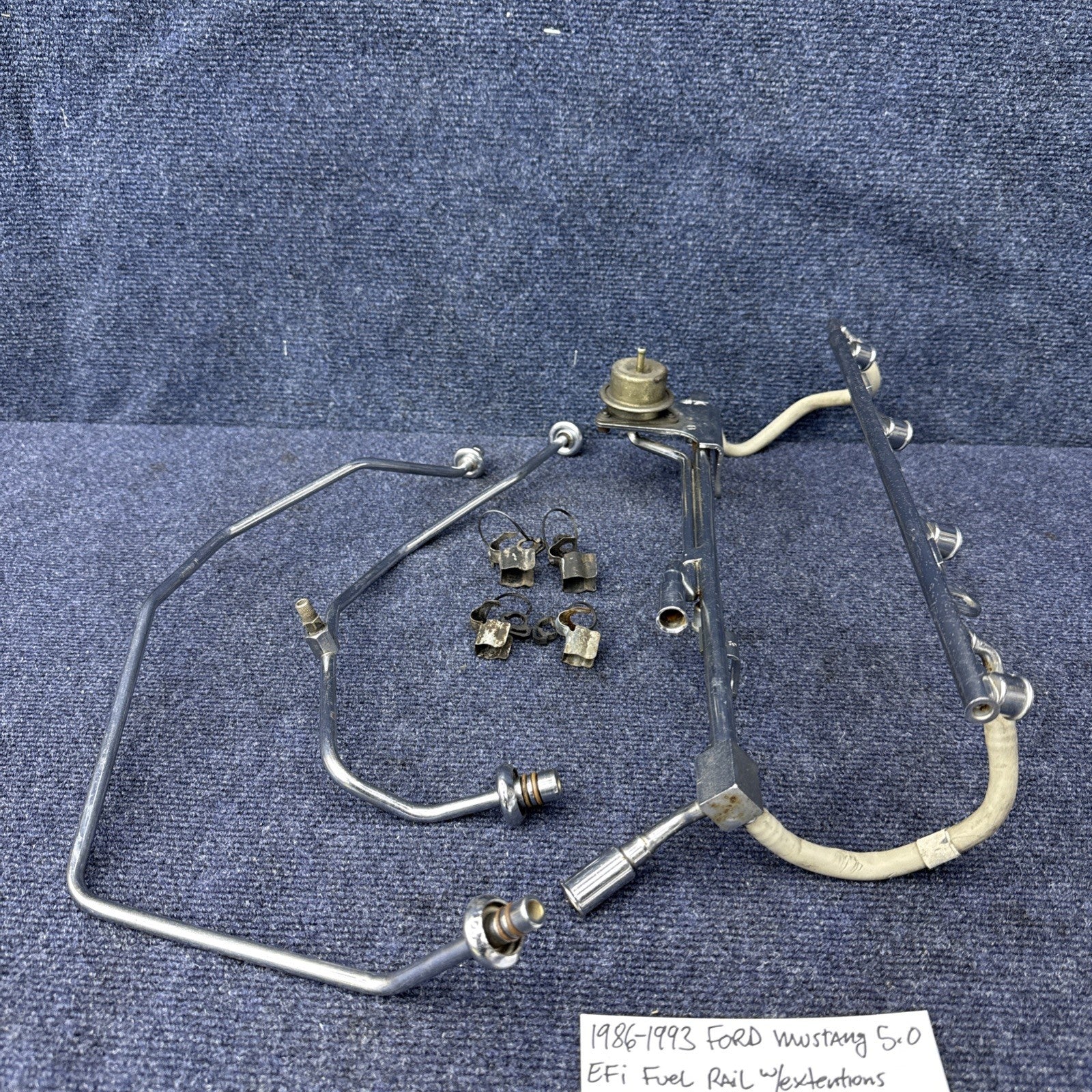 86-93 Ford Mustang 5.0 EFI Fuel Rail & Extensions Regulator Oem Factory 302 Sbf