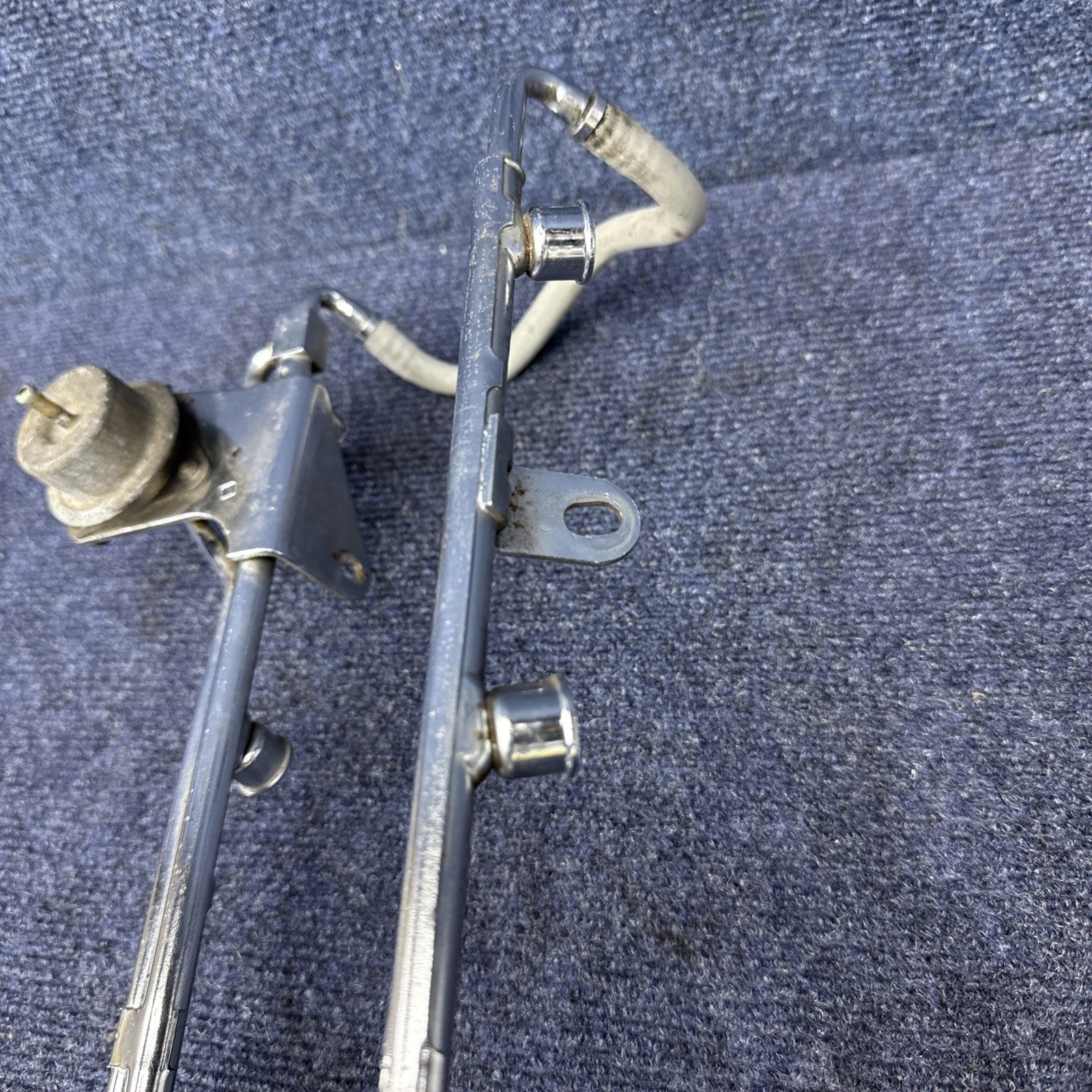 86-93 Ford Mustang 5.0 EFI Fuel Rail Engine V8 Oem Factory 302 Sbf Gt Lx 87-93