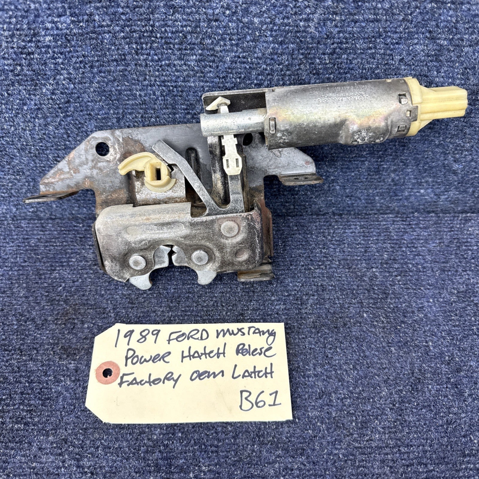 87-91 Ford Mustang Hatch Latch Power Lock Mechanism Rear Hatchback Switch OEM