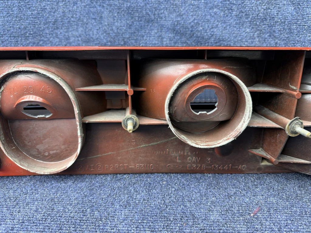 87-93 FORD MUSTANG LX Lh Driver  TAIL LIGHT OEM FACTORY LENS HOUSING FACTORY