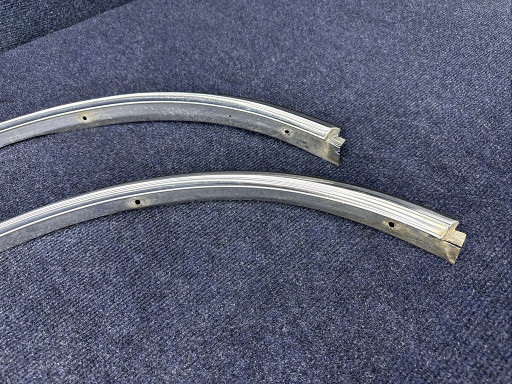 1984-1992 LINCOLN  MARK VII 7 LSC FRONT  Pair LH Rh  Set WHEEL FENDER CHROME OEM