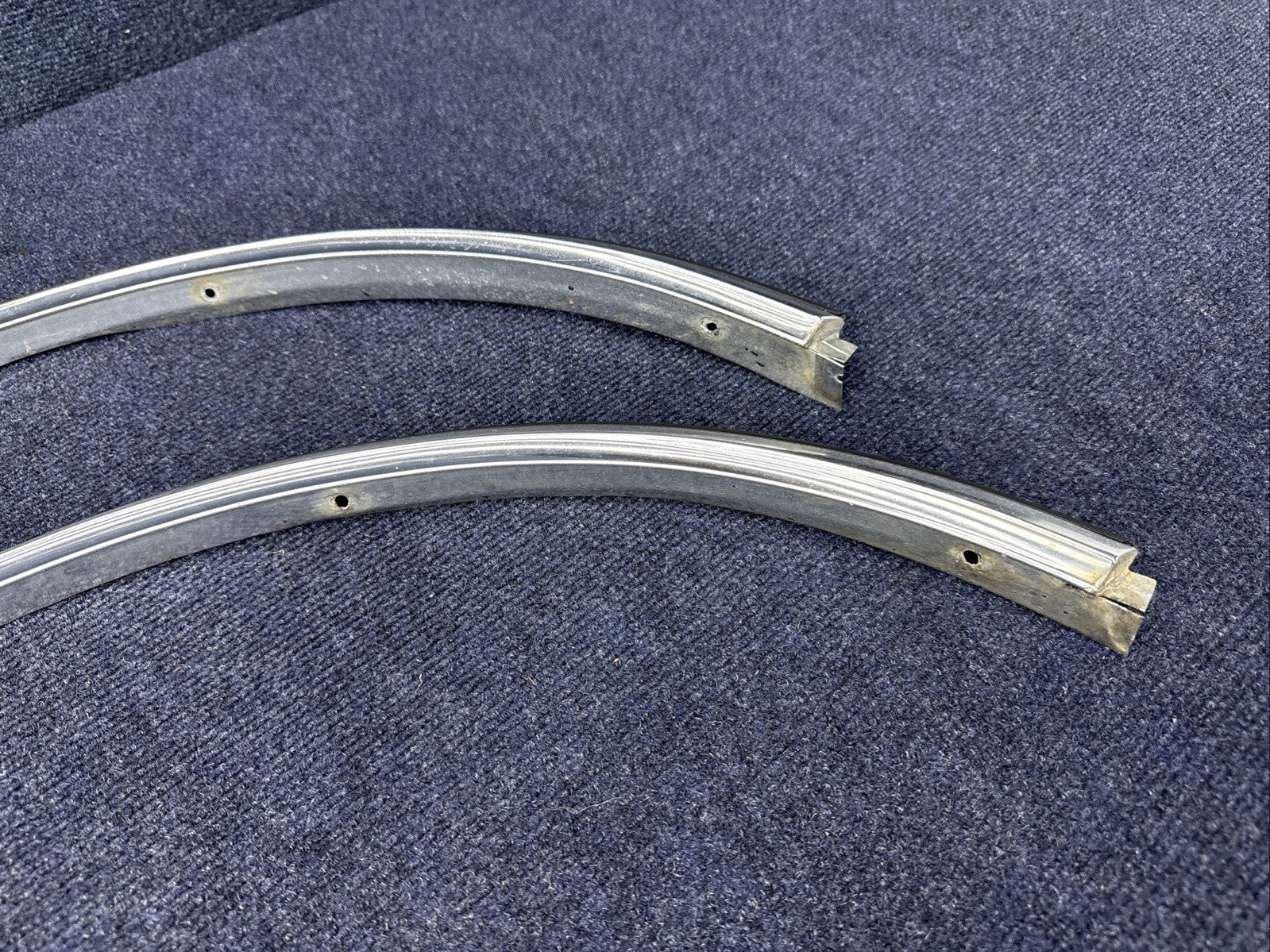 1984-1992 LINCOLN  MARK VII 7 LSC FRONT  Pair LH Rh  Set WHEEL FENDER CHROME OEM