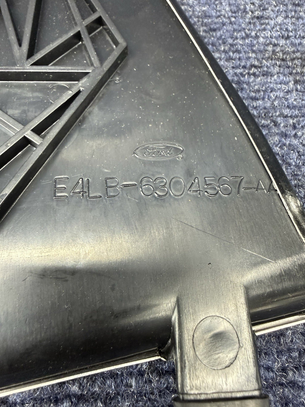 86-92 Ford Lincoln Mark VII Lsc Center Console Trim Shifter Bezel OEM Ashtray