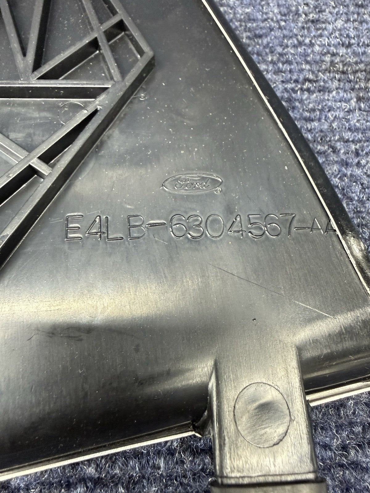 86-92 Ford Lincoln Mark VII Lsc Center Console Trim Shifter Bezel OEM Ashtray