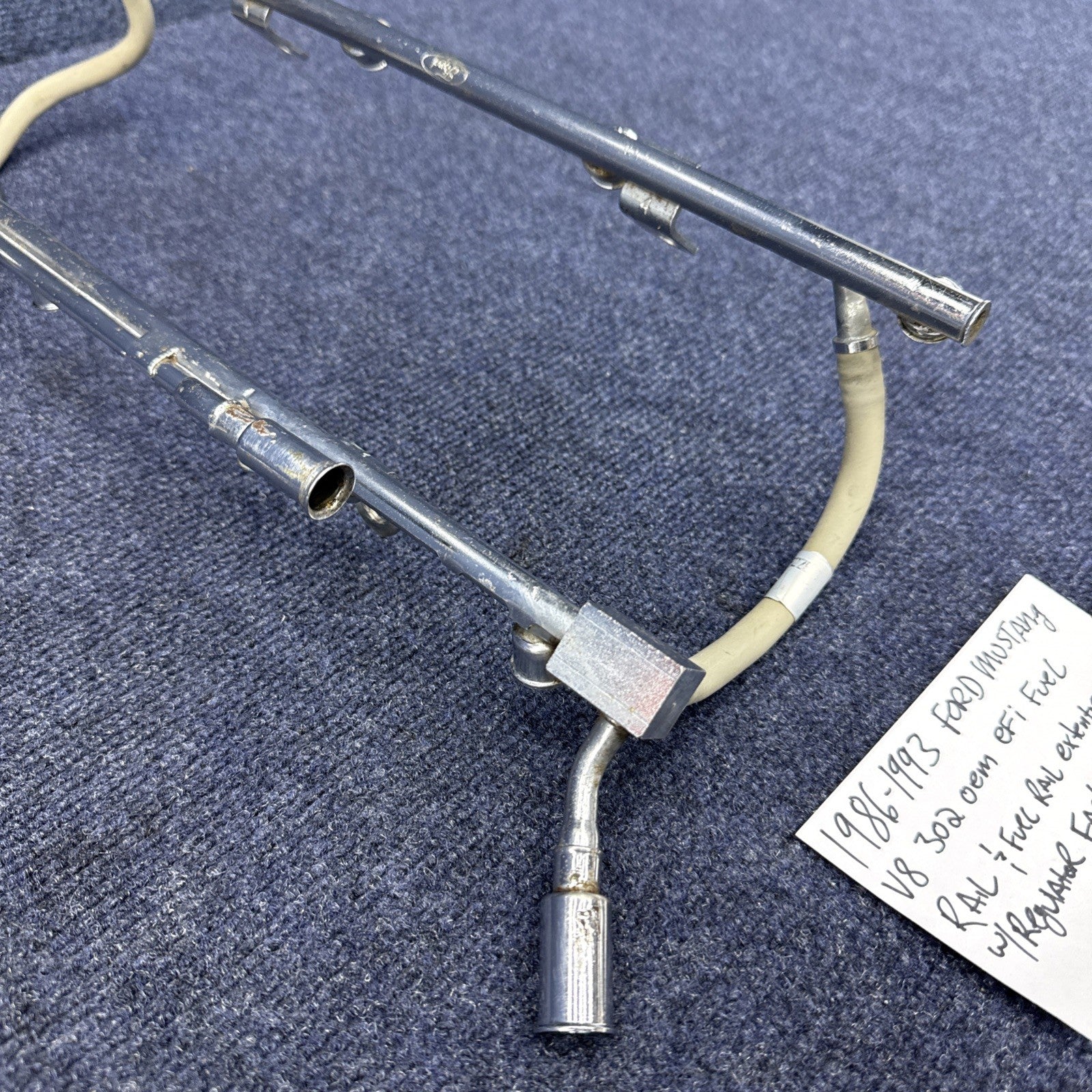 86-93 Ford Mustang 5.0 EFI Fuel Rail & Extensions Regulator Oem Factory 302 Sbf