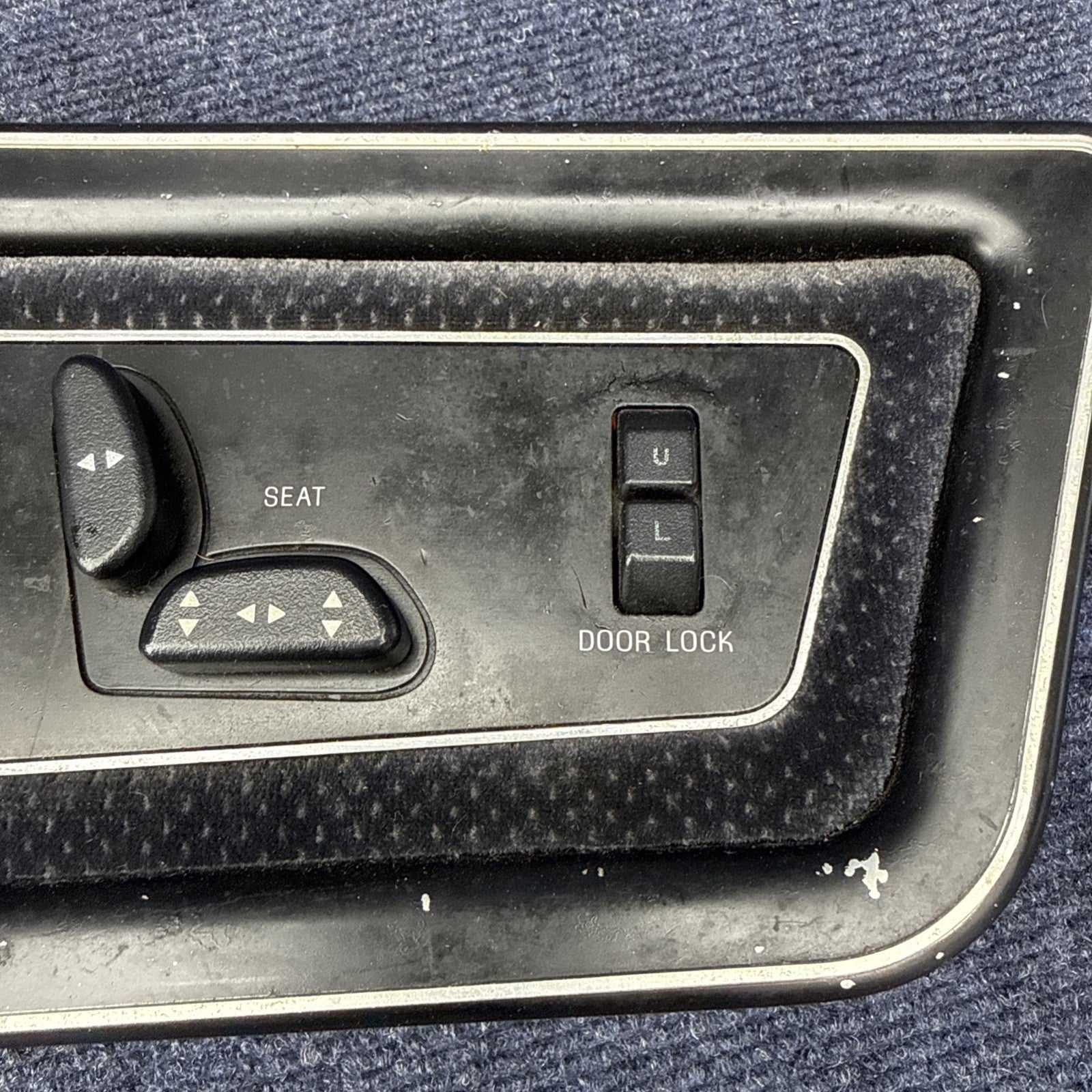 1984-92 Lincoln Mark VII OEM Seat Switch Power Lock Switch DRIVER Door LH