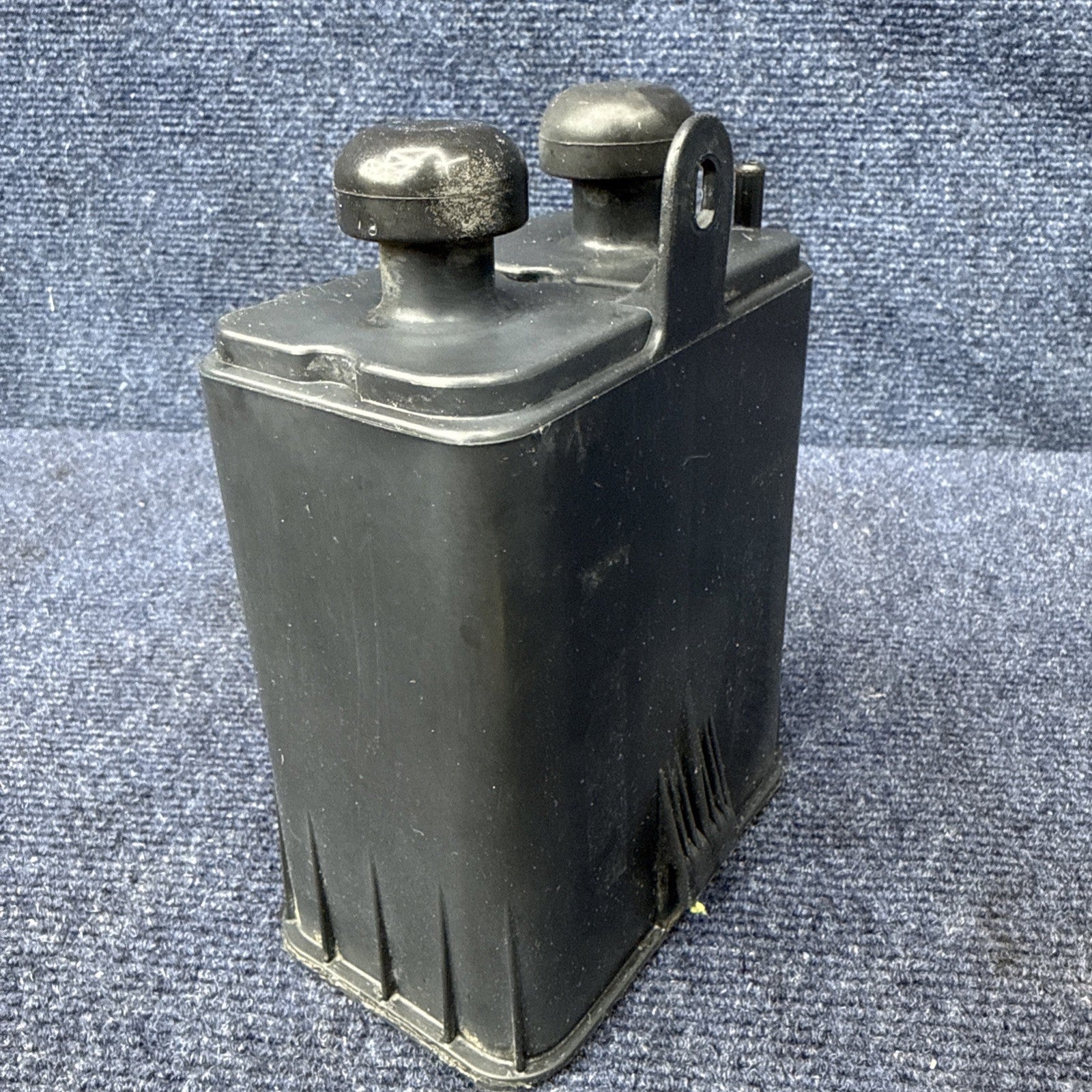 1986-1993 FORD MUSTANG 5.0 302 CAPRI Ranger CHARCOAL EVAP CANISTER BOX OEM Vent