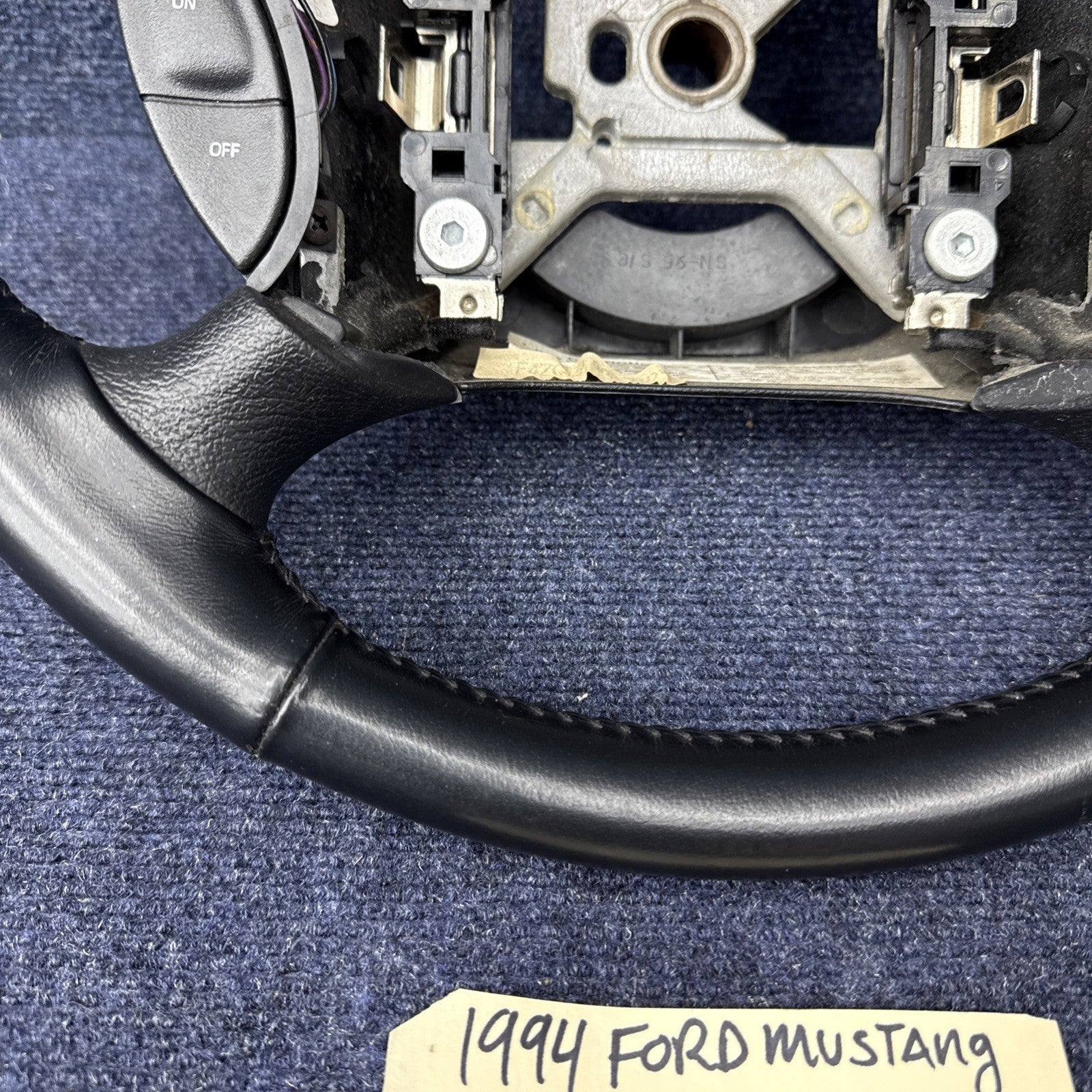 94 Mustang Svt Cobra Steering Wheel With Cruise Control Buttons 94-04 Gt Lx OEM