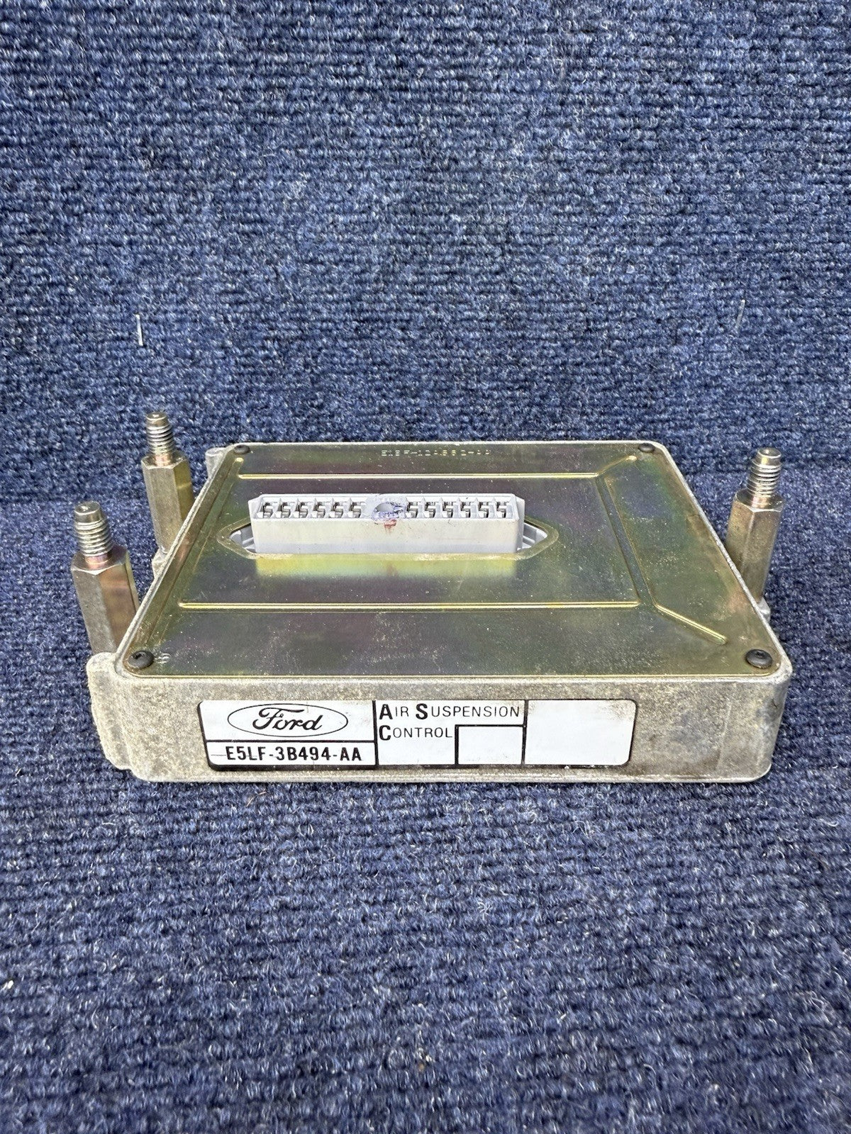 84 85 86 87 LINCOLN CONTINENTAL AIR SUSPENSION CONTROL MODULE E5LF-3B494-AA OEM