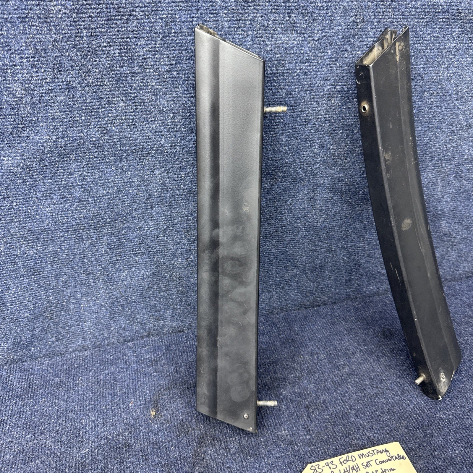 83-93 Mustang RH & LH Convertible Quarter Window Trim Guide Rear OEM 1987-1993