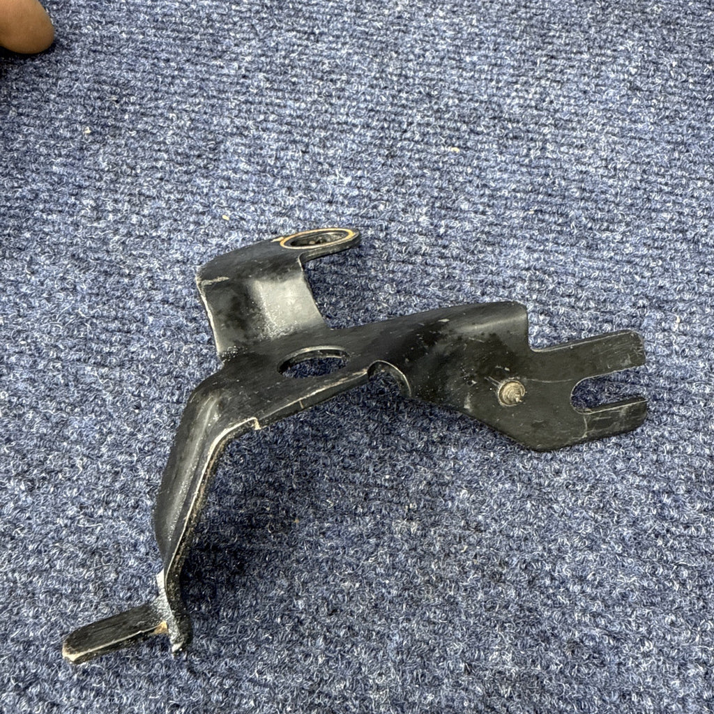1987-93 Ford Mustang AOD Automatic TV Kickdown Cable Mount Bracket 5.0L OEM
